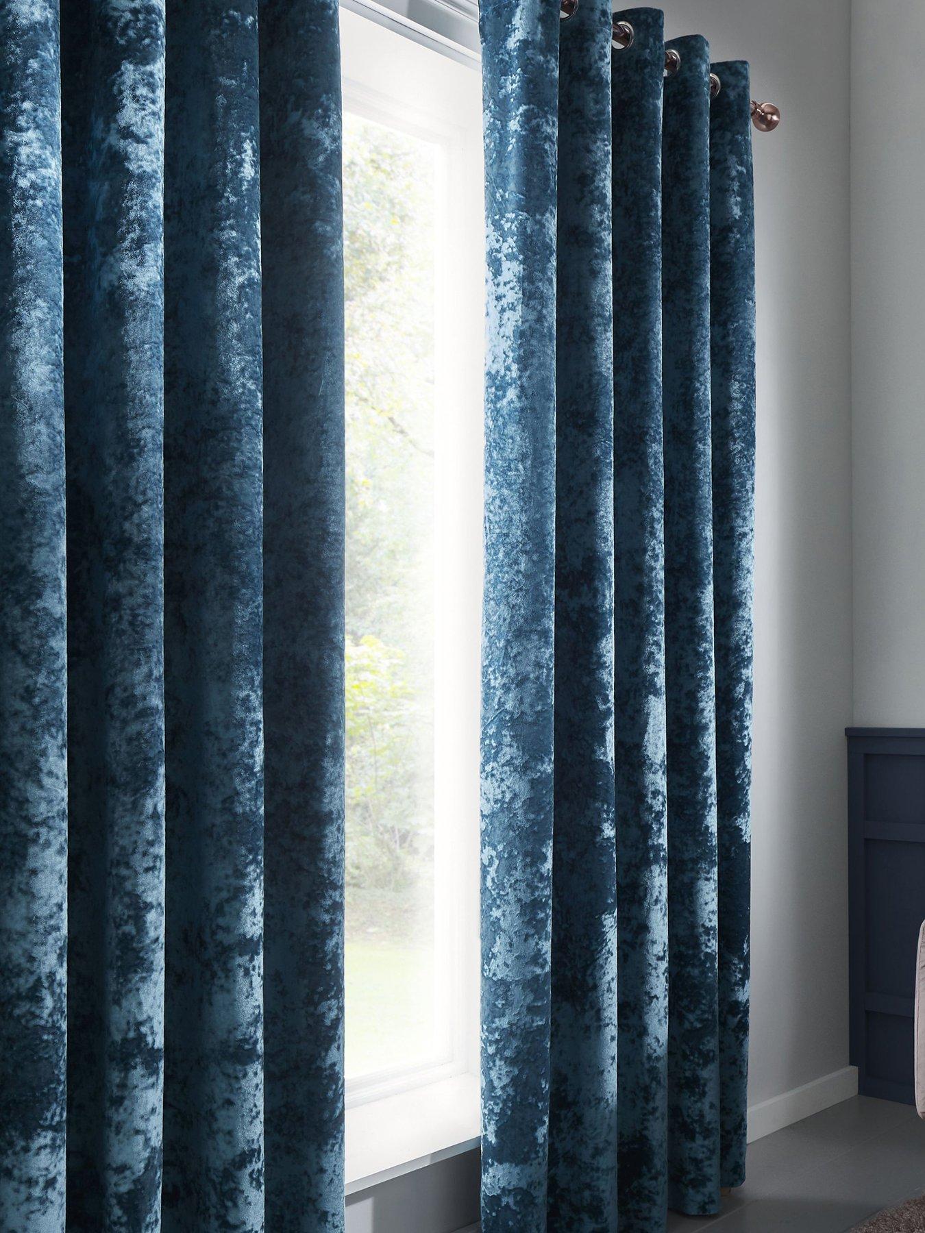 catherine-lansfield-crushed-velvet-eyelet-linednbspcurtains