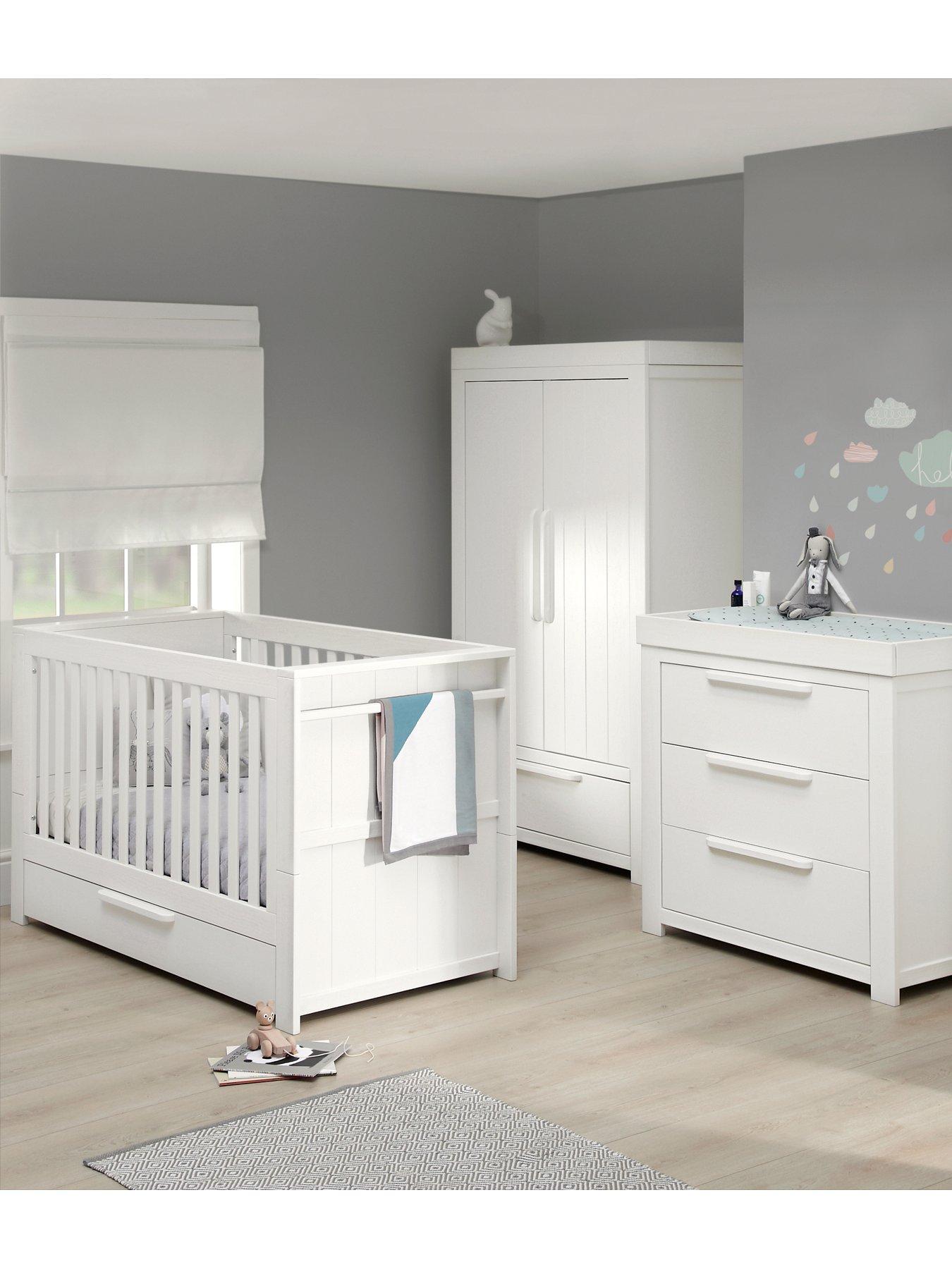mamas-papas-franklin-cot-bed-dresser-changer-and-wardrobe