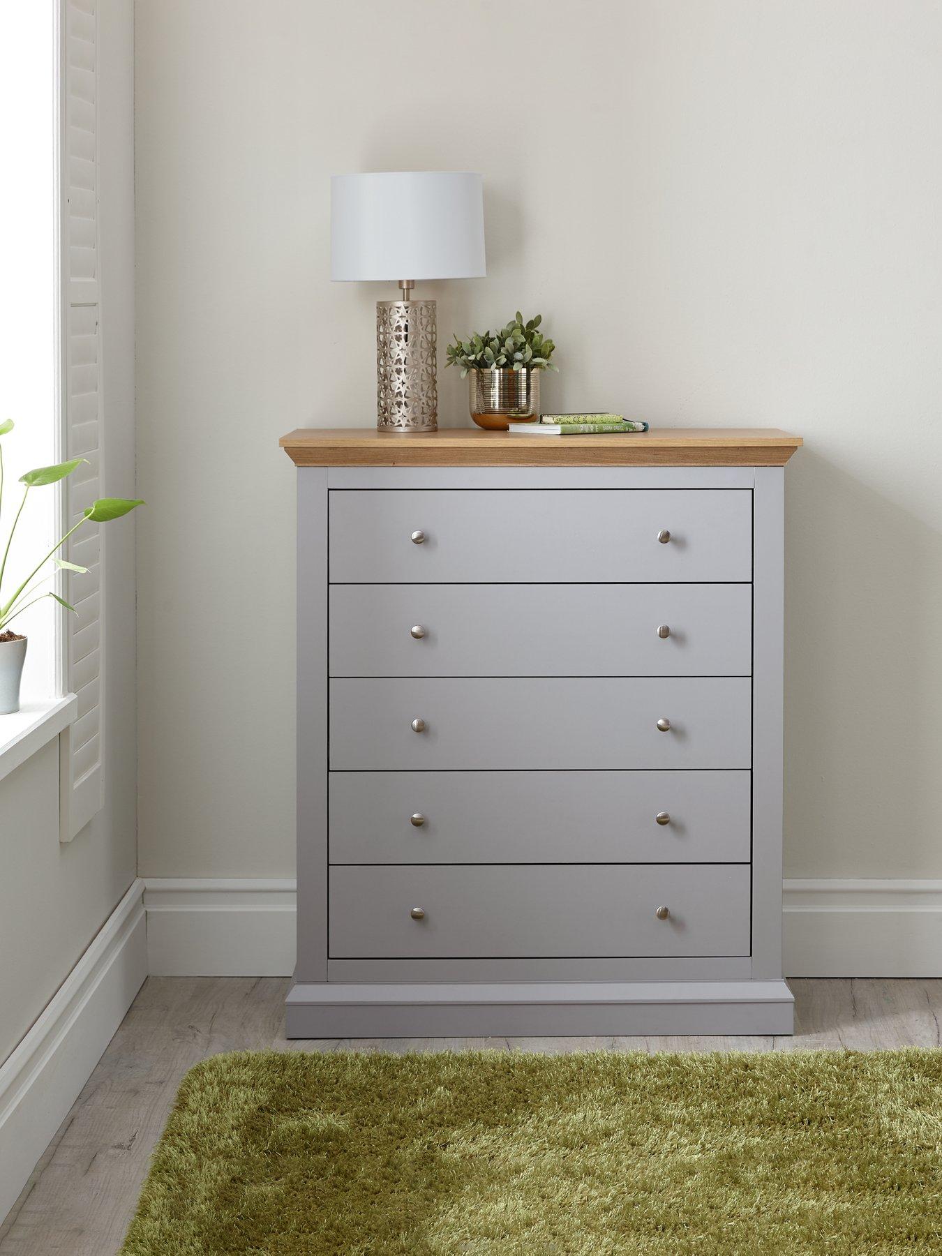 The Very Collection Hanna 5 Drawer Chest