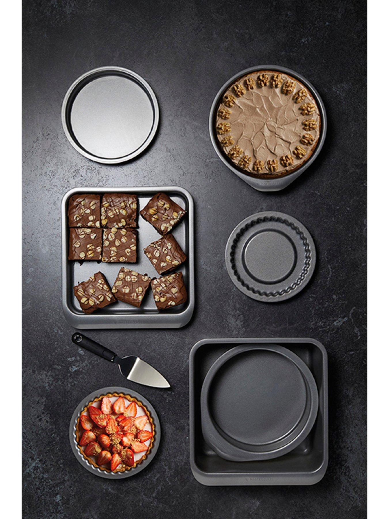 Image 5 of 5 of MasterClass Smart Space 7-Piece Stackable Non-Stick Bakeware Set