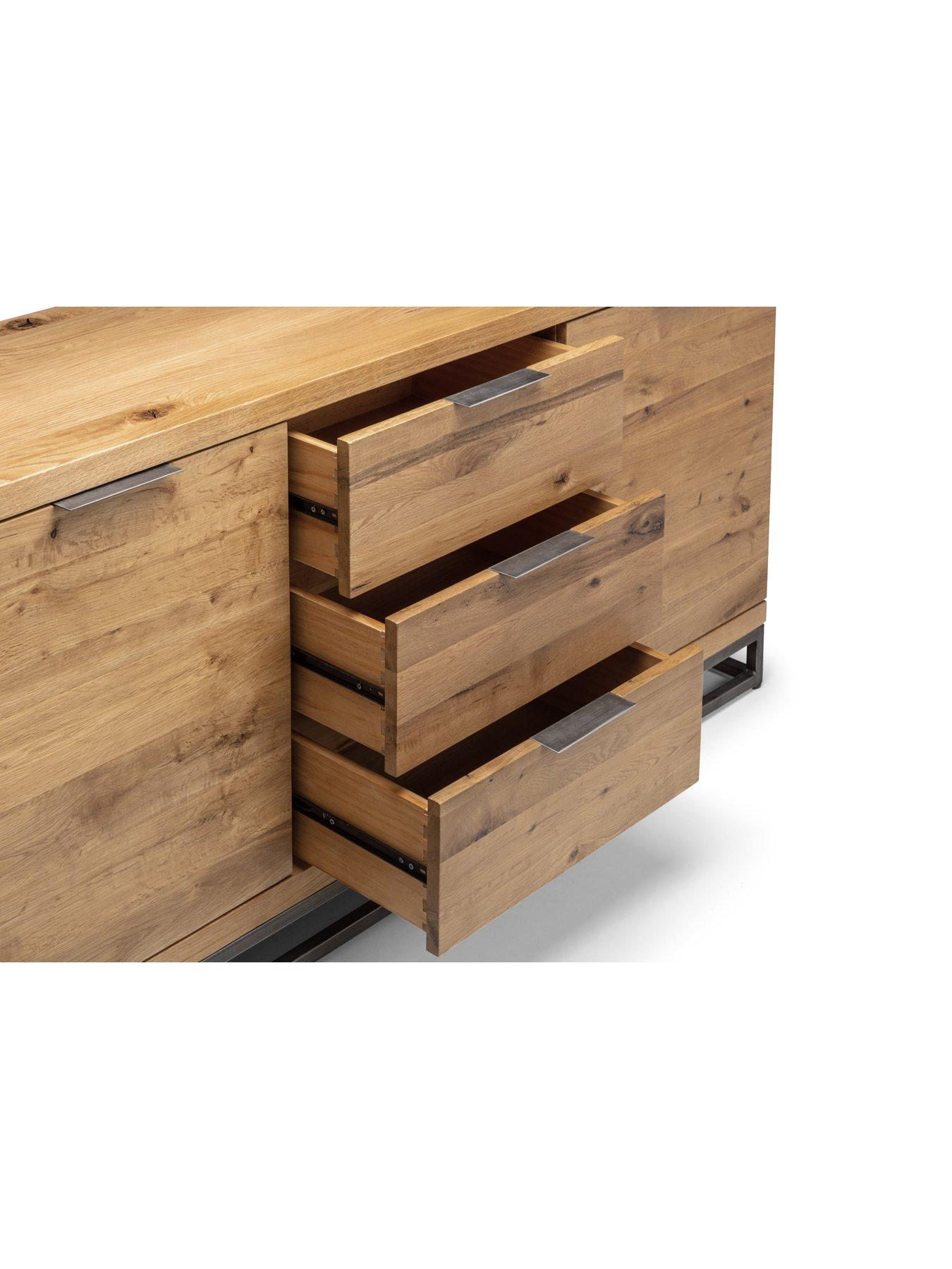 julian-bowen-brooklyn-ready-assembled-solid-oakoak-veneernbspsideboarddetail