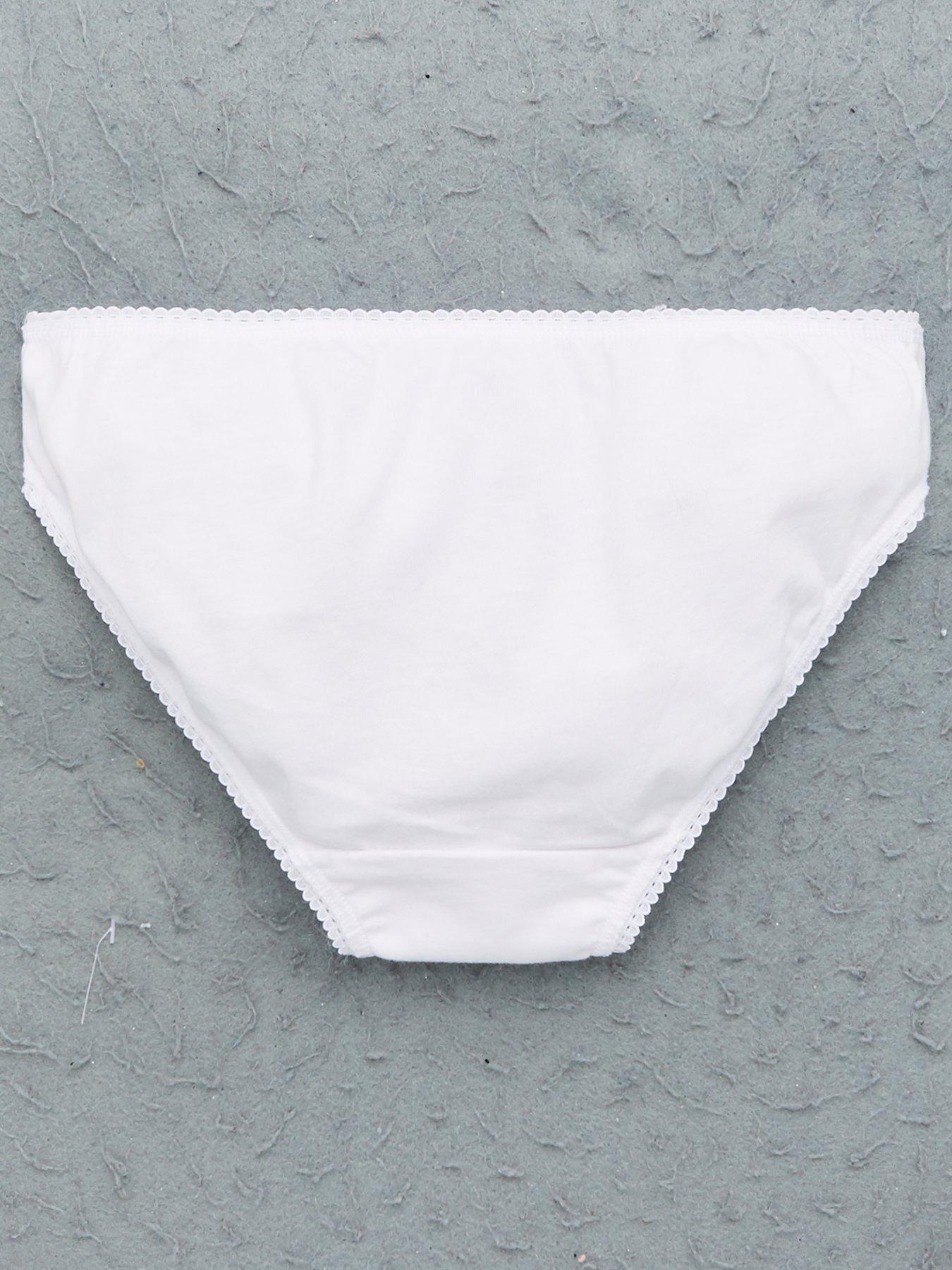 the-very-collection-girls-7-pack-plain-school-briefs-whiteoutfit