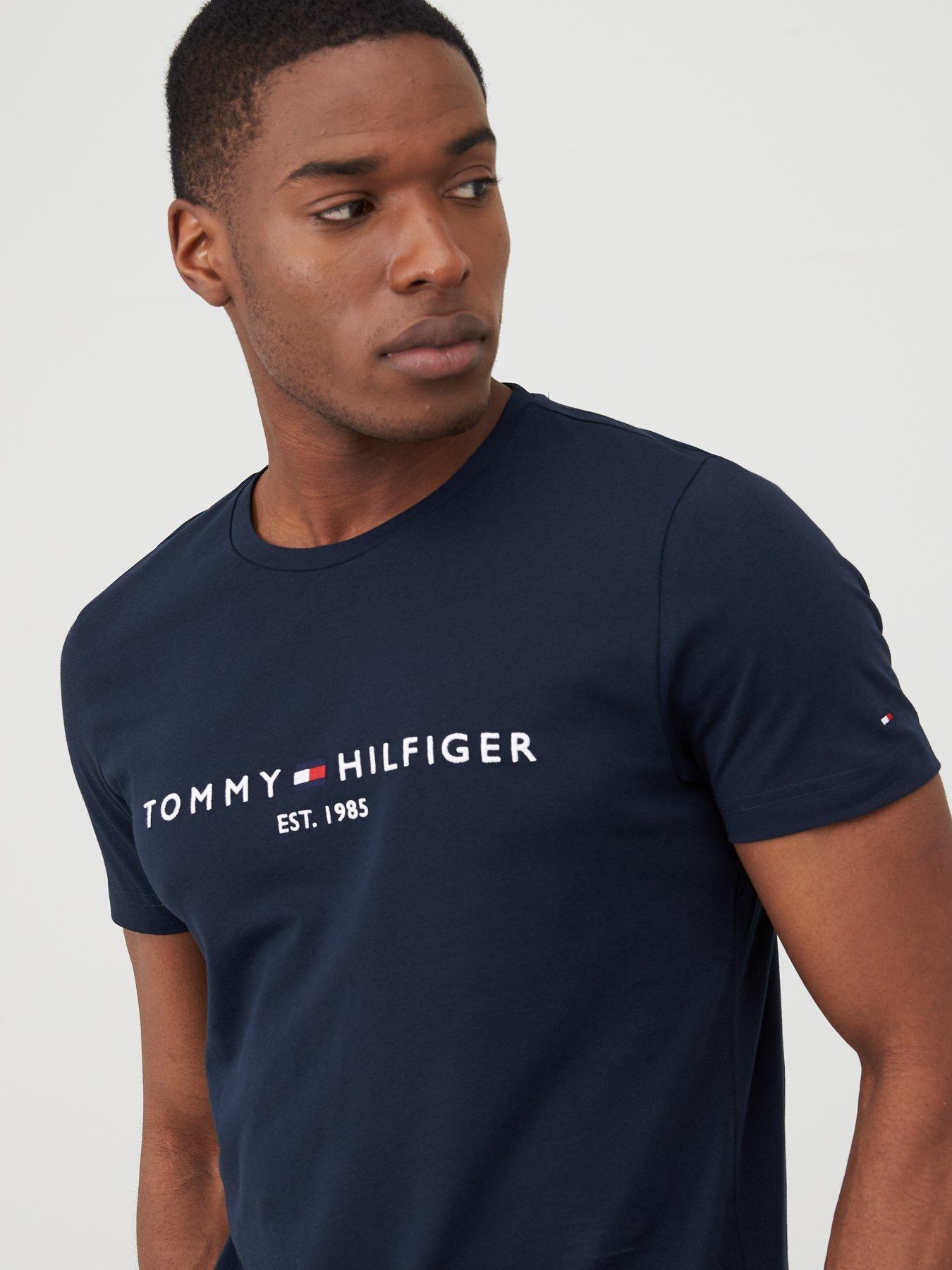 tommy-hilfiger-tommy-hilfiger-linear-chest-logo-t-shirt-navyoutfit