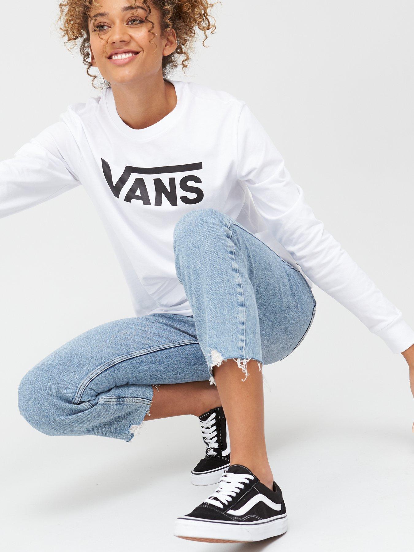 vans-womens-classic-logo-long-sleeve-t-shirt-whiteoutfit