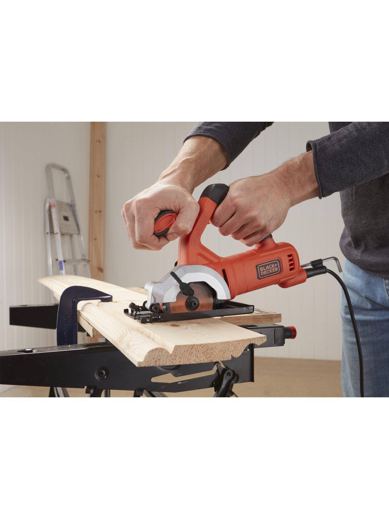 black-decker-400w-min-circular-saw-bes510k-gboutfit