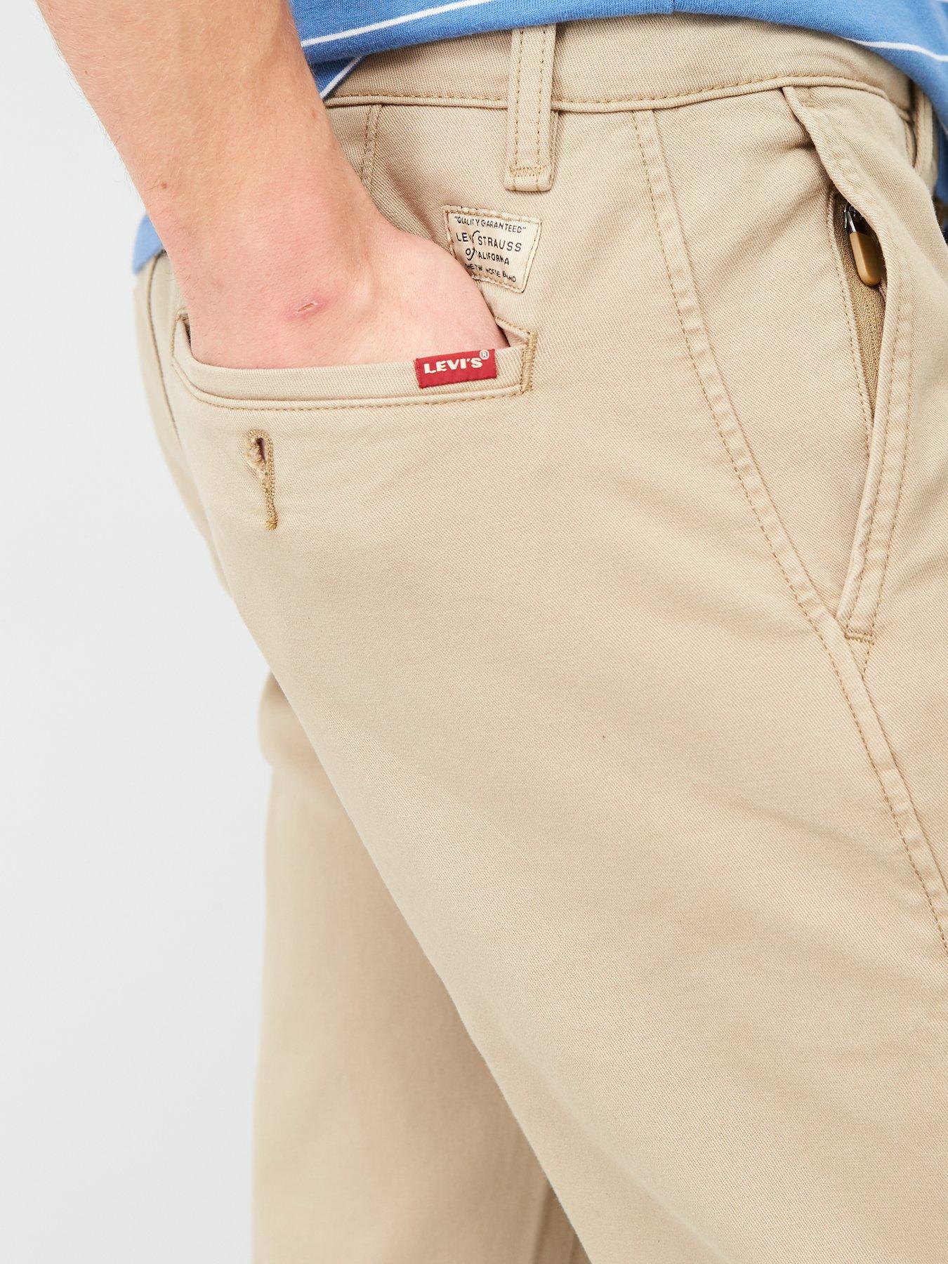 levis-levis-standard-taper-fit-chinos-beigeoutfit