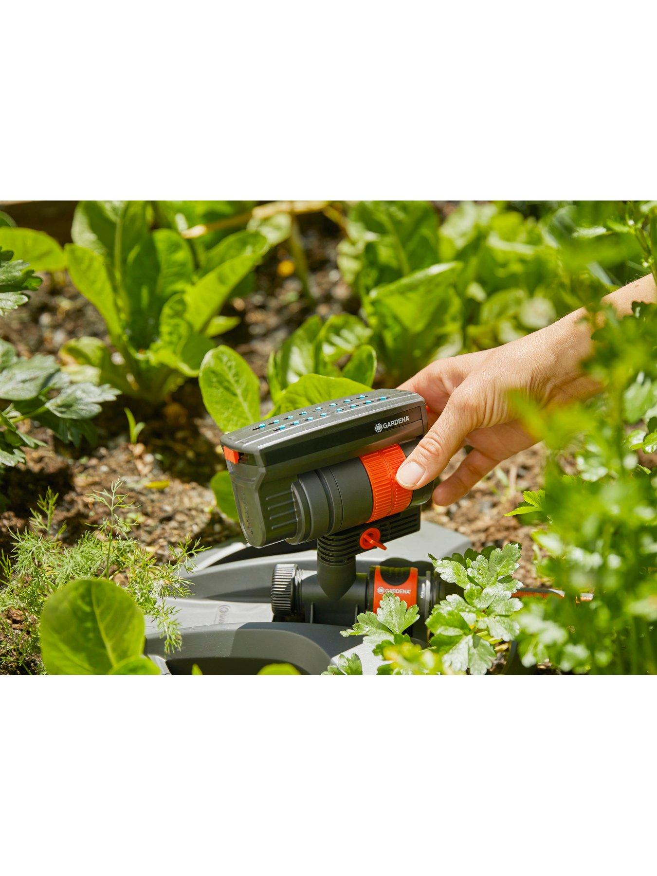 Image 2 of 4 of Gardena GARDENA AquaZoom Compact Oscillating Sprinkler