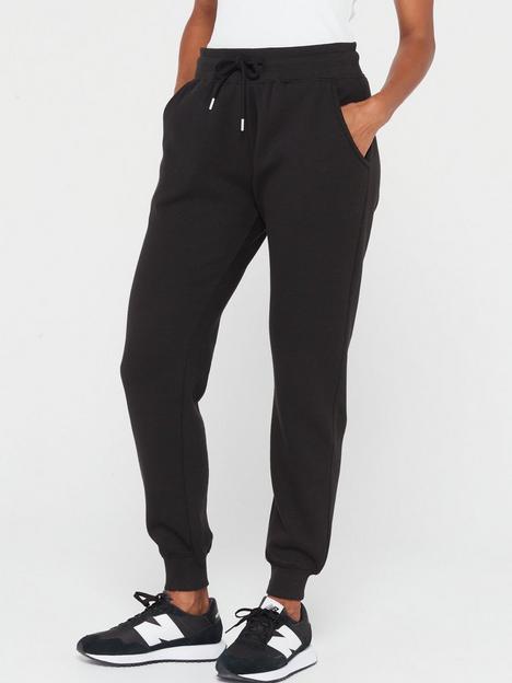 everyday-the-essential-joggers-black