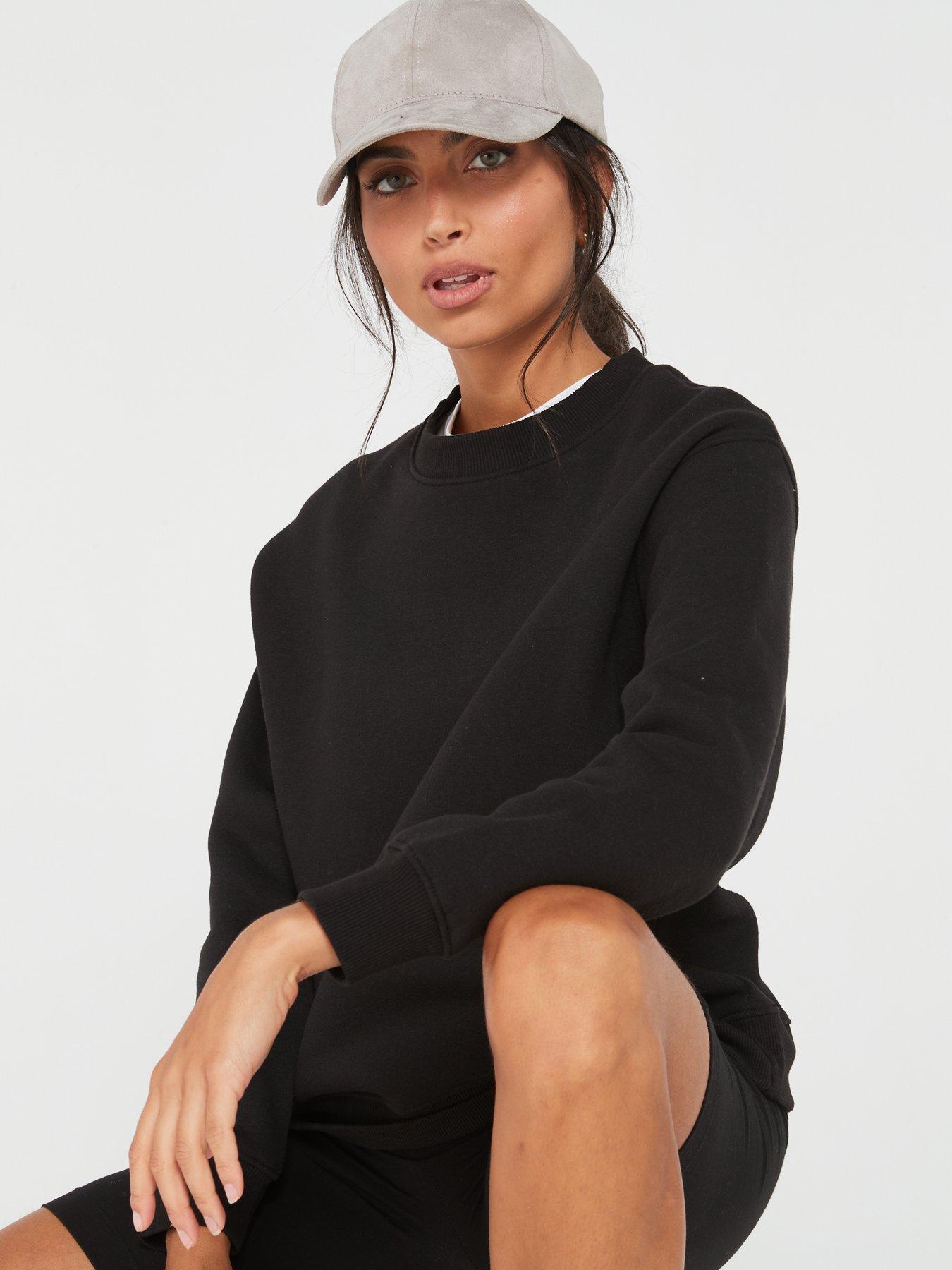 everyday-the-essential-crew-neck-sweat-blackoutfit