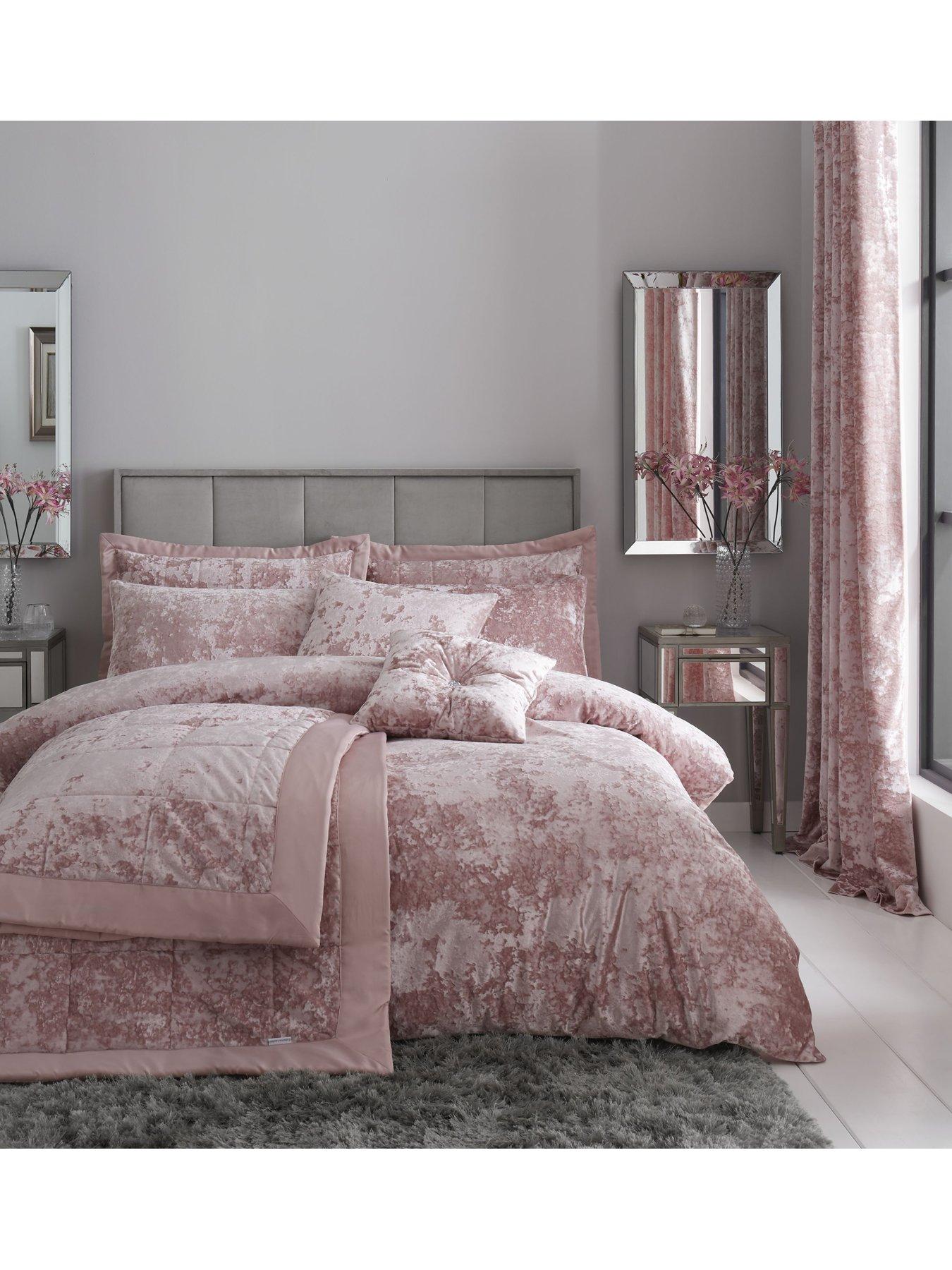 catherine-lansfield-crushed-velvet-duvet-cover-set-blush-pinkfront