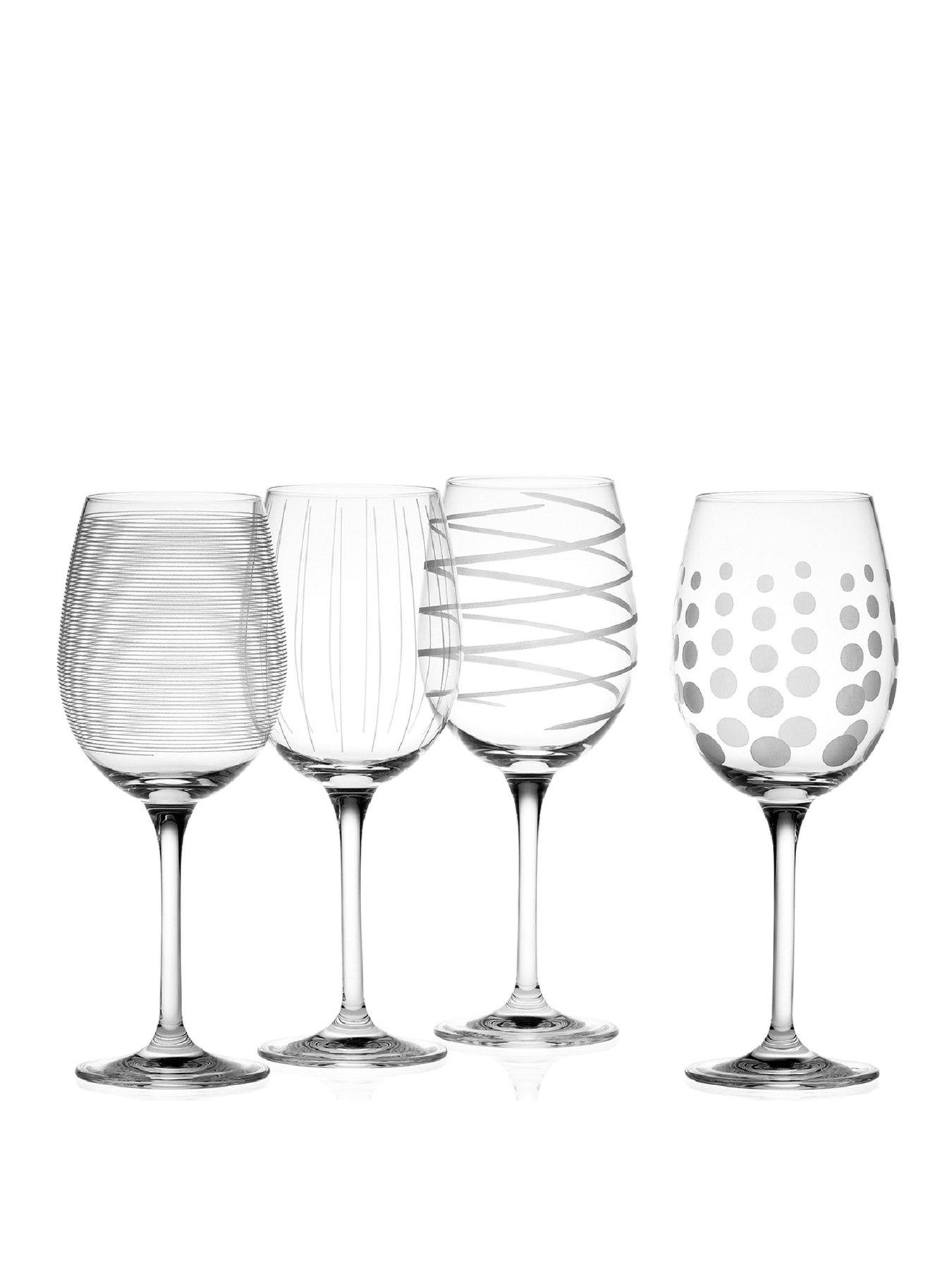 https://media.very.ie/i/littlewoodsireland/Q7FYT_SQ1_0000000647_CLEAR_SLf/maxwell-williams-cheers-white-wine-glasses-ndash-set-of-4.jpg?$180x240_retinamobilex2$&$roundel_lwireland$&p1_img=vsp_pink