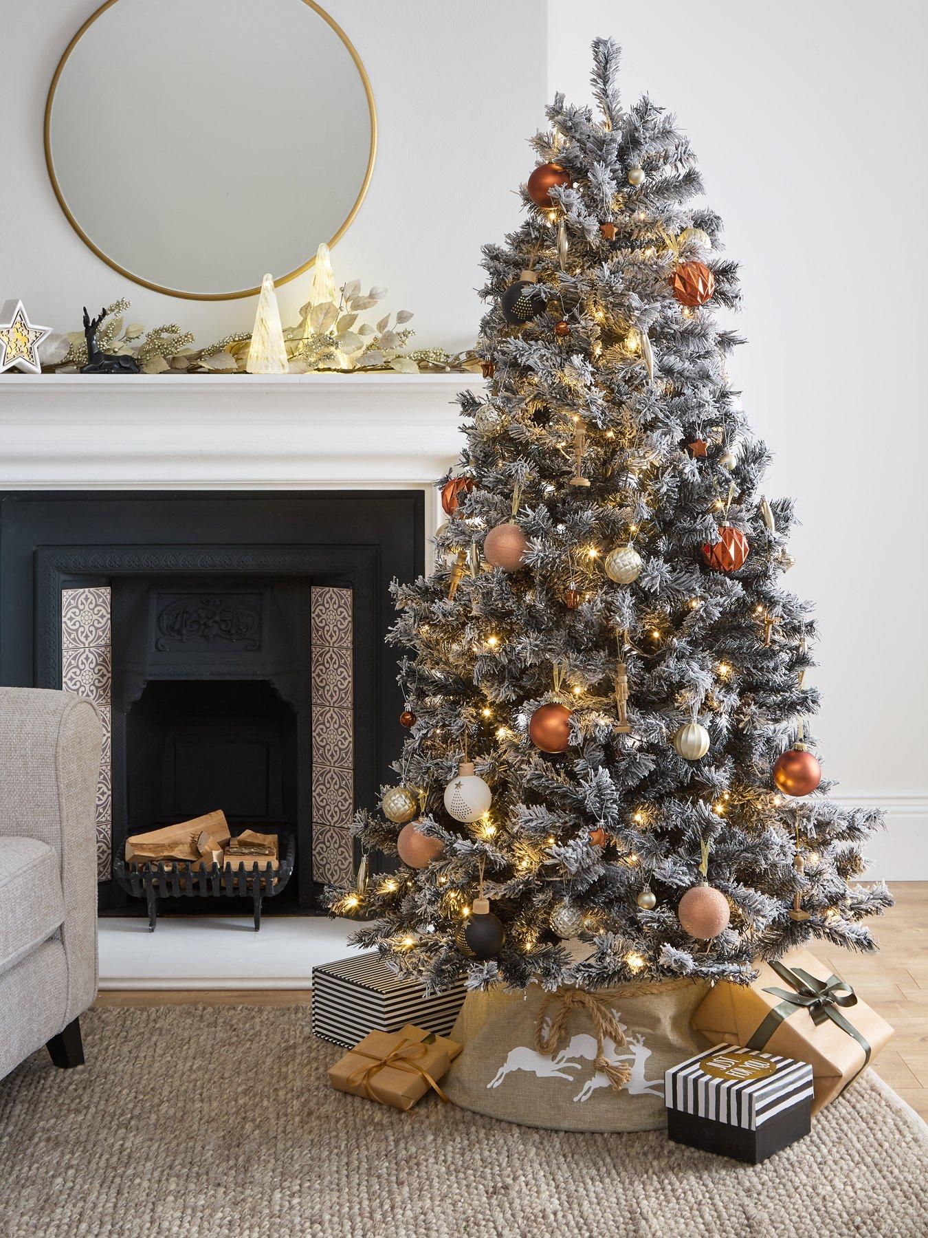 Christmas tree sale discount