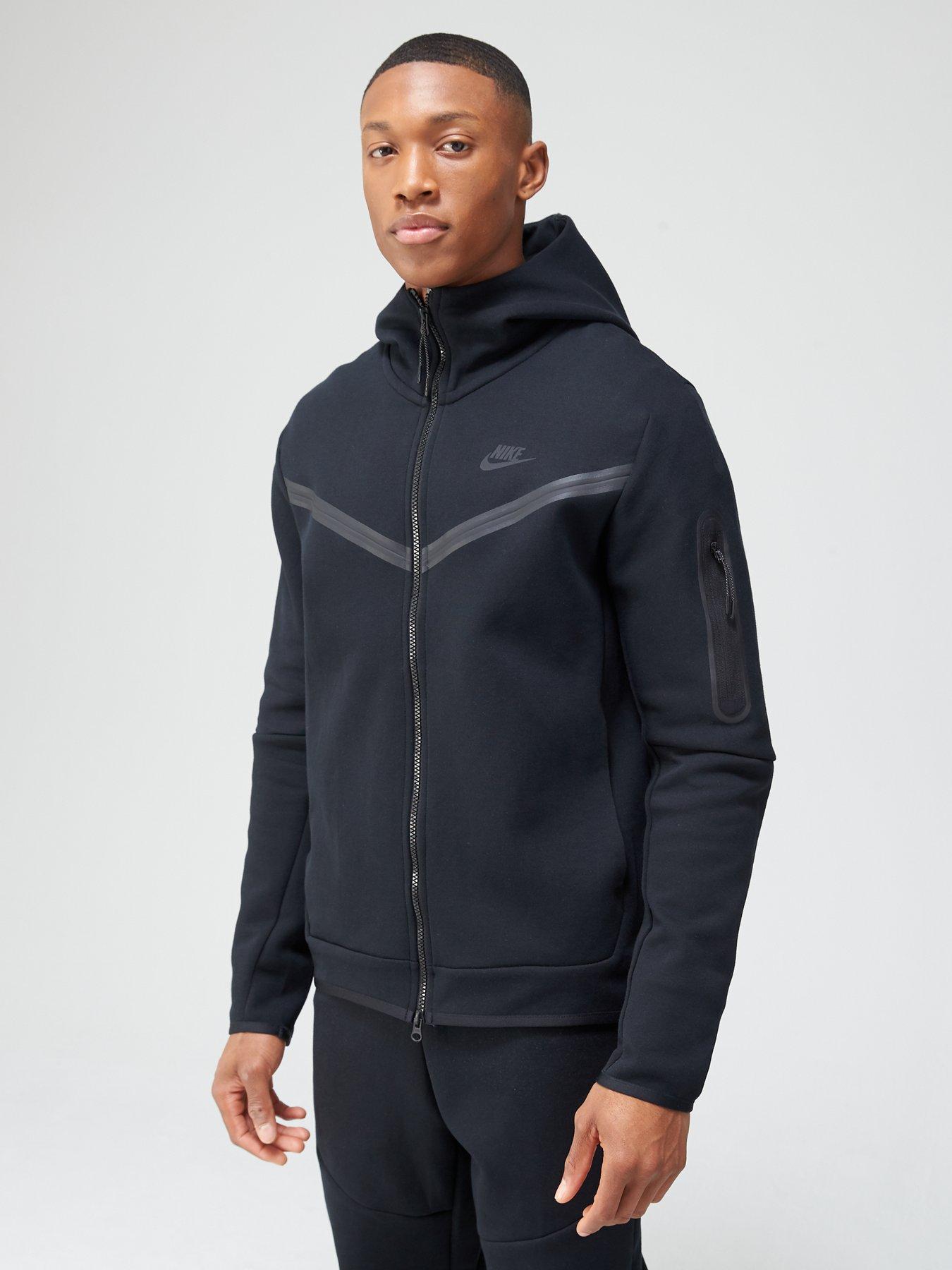 Nike tech fleece hot sale black hoodie