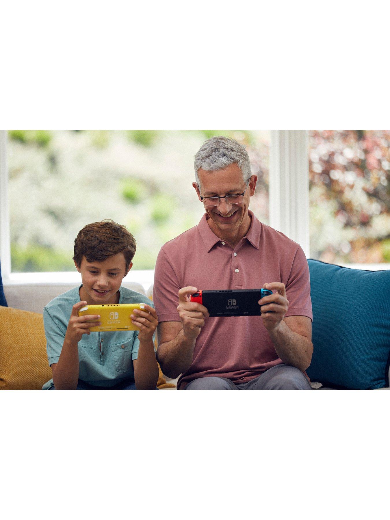 nintendo-switch-lite-consoledetail