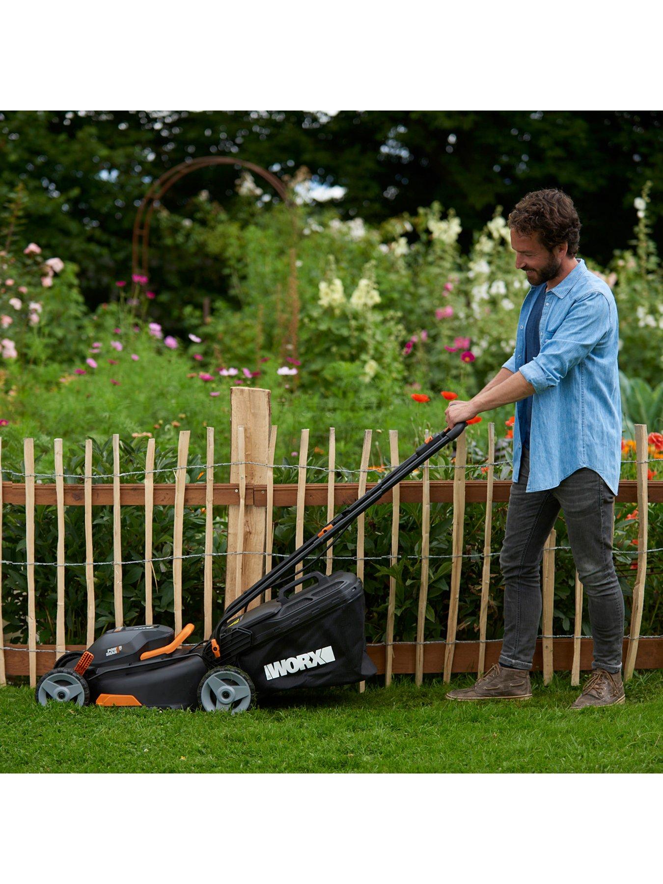 Image 3 of 3 of Worx 40V PowerShare 34cm Cordless Lawn Mower 400m2 with x2 2.0Ah Battery &amp; Charger