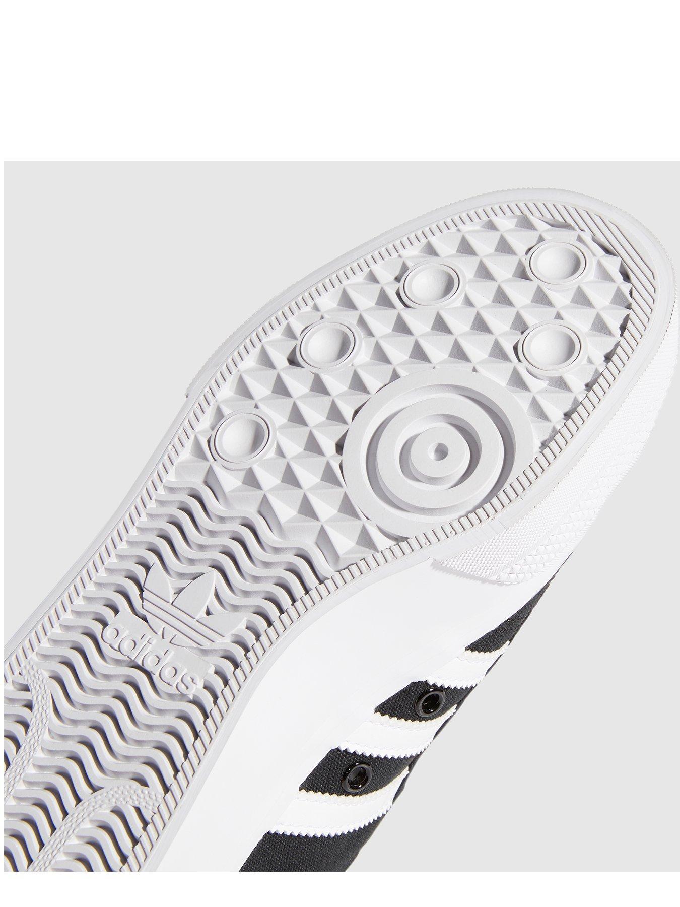 adidas-originals-womens-nizza-platform-trainers-blackwhitedetail