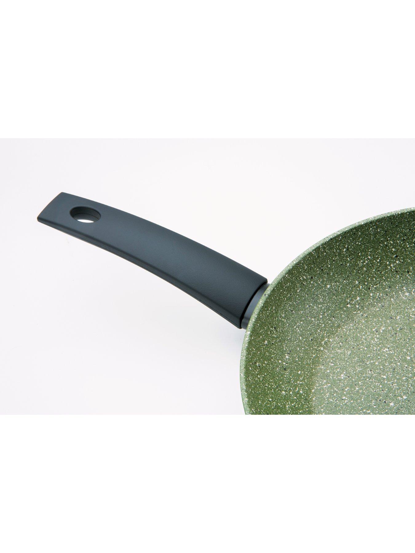 prestige-stir-fry-pan--nbsp28nbspcmstillFront