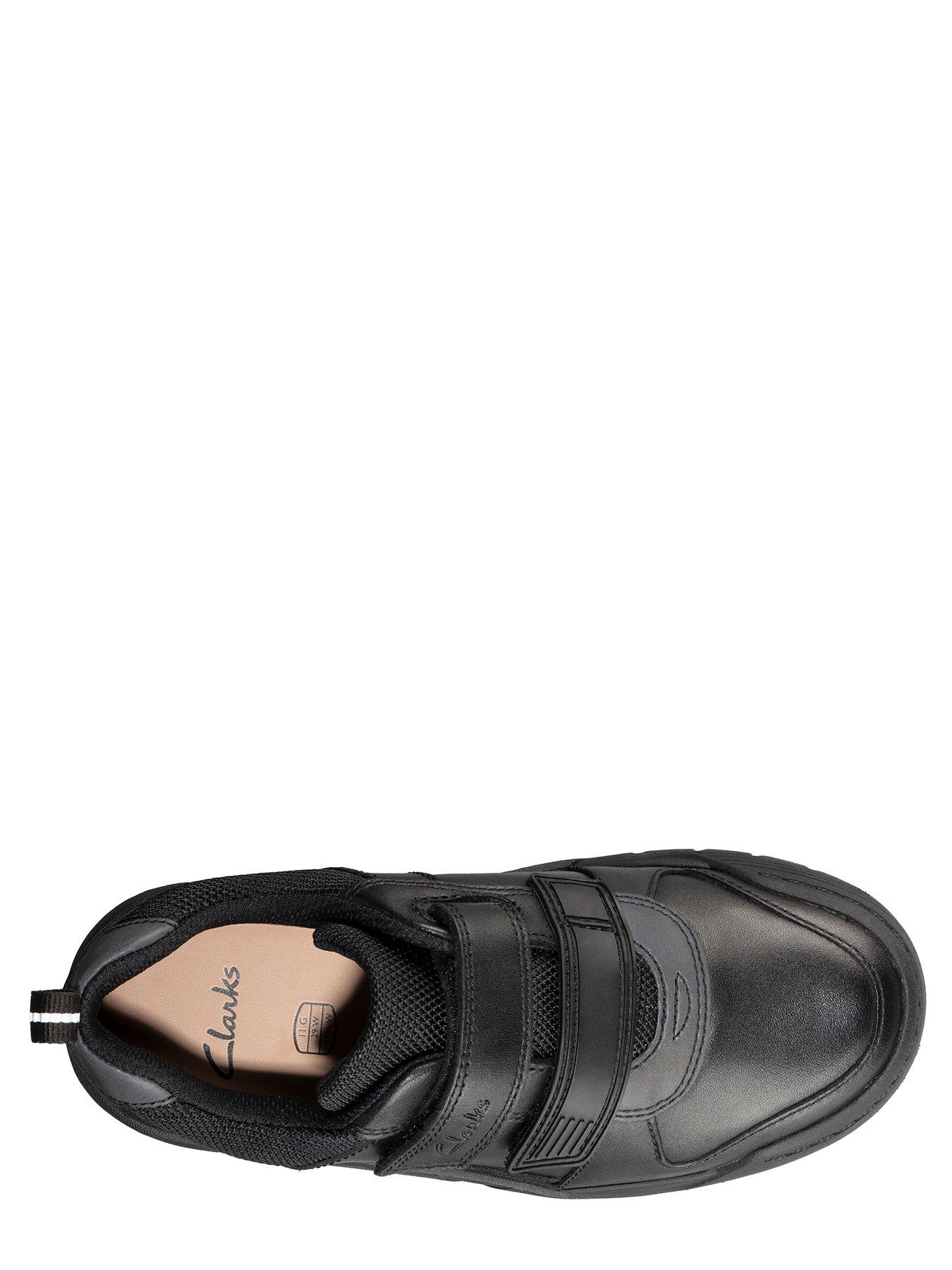 clarks-kidnbspscooter-speed-strap-school-shoe-blackoutfit