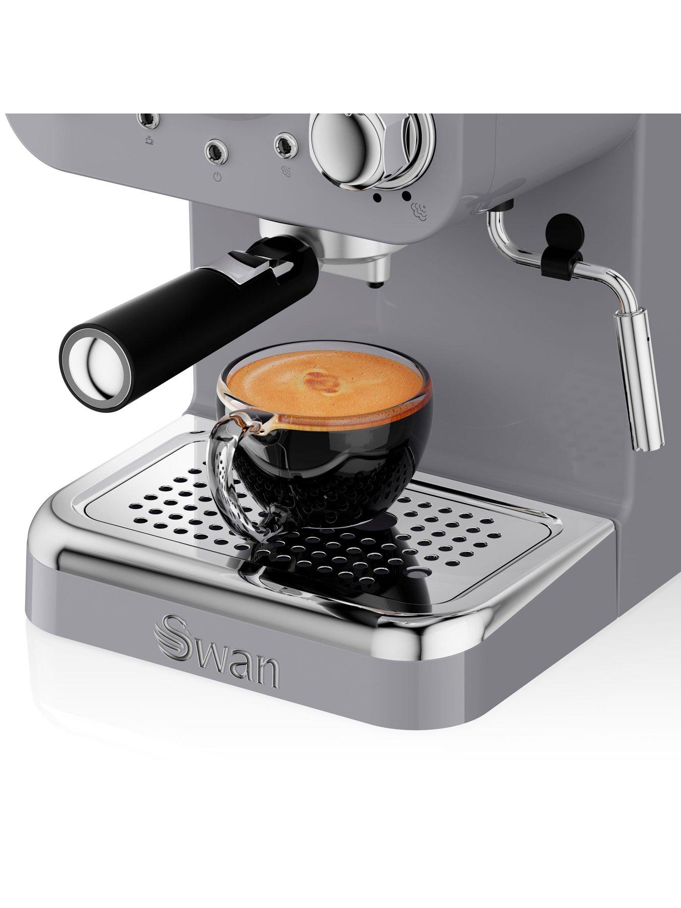 swan-sk22110grn-nordic-espresso-coffee-machine-with-milk-frother-steam-pressure-control-12l-detachable-water-tank-1100w-greydetail