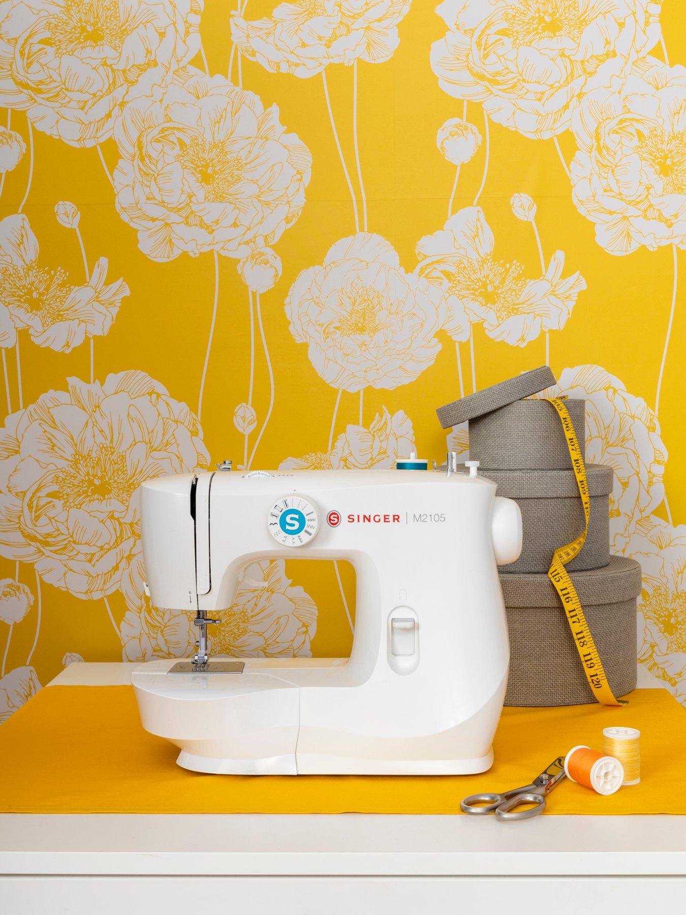 Singer M2105 Sewing Machine