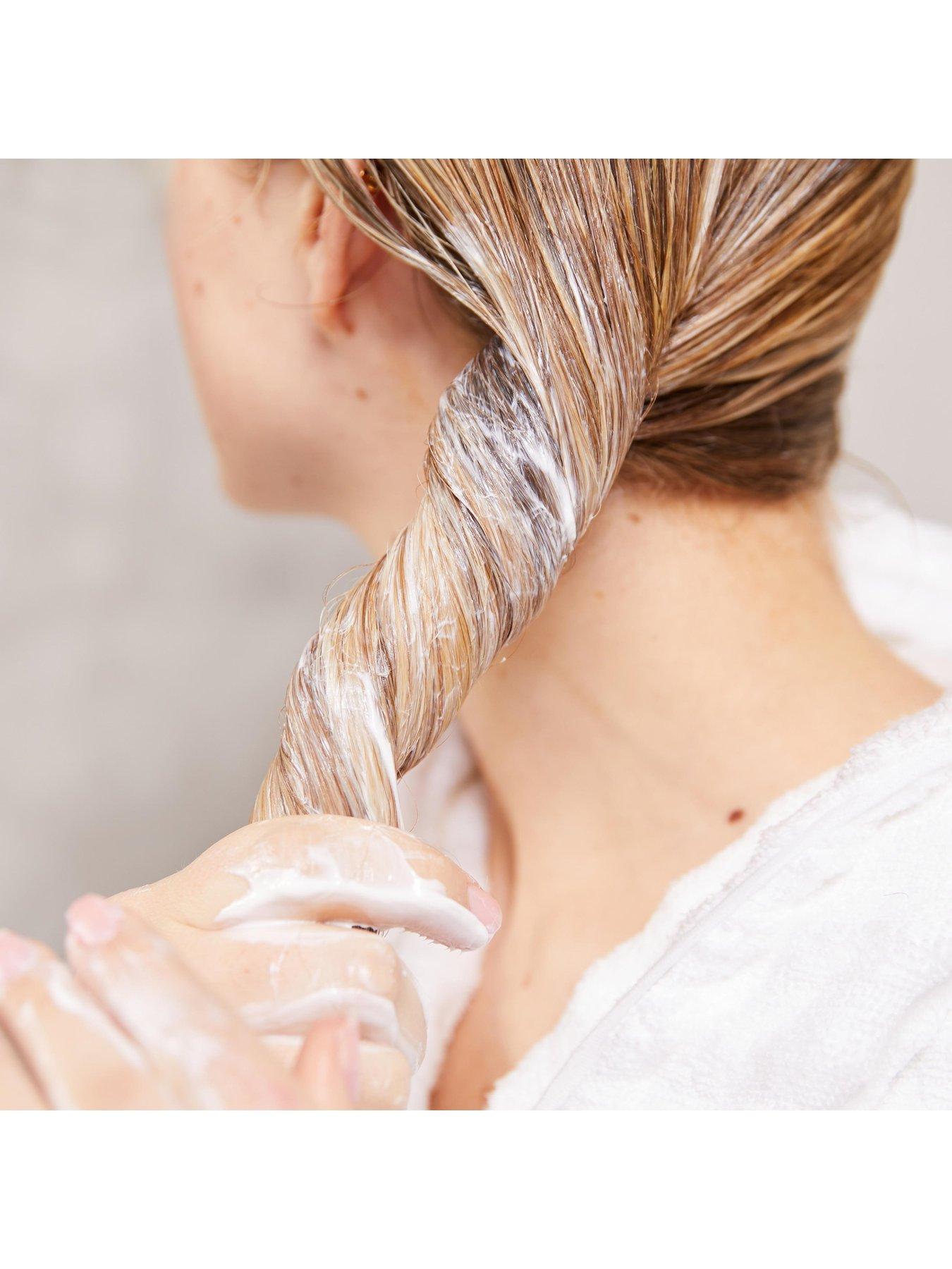 Image 5 of 5 of Philip Kingsley Elasticizer Deep-Conditioning Treatment 150ml