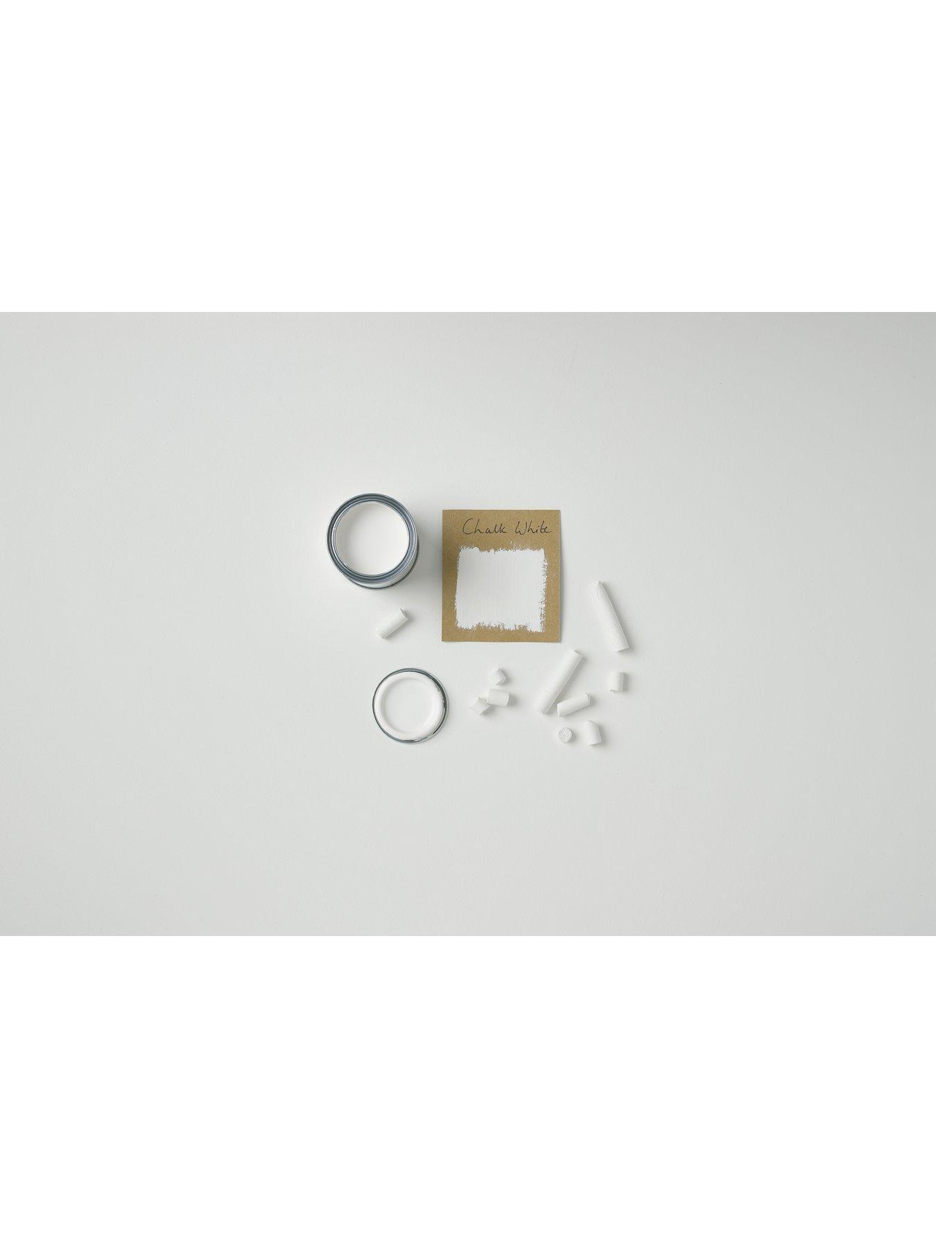 Image 4 of 5 of Rust-Oleum Chalky Finish 2.5-litre Wall Paint &ndash; Chalk White