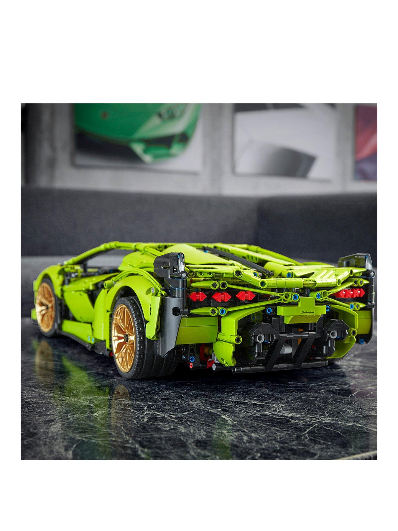 Image 3 of 8 of LEGO Technic Lamborghini Si&aacute;n FKP 37 42115