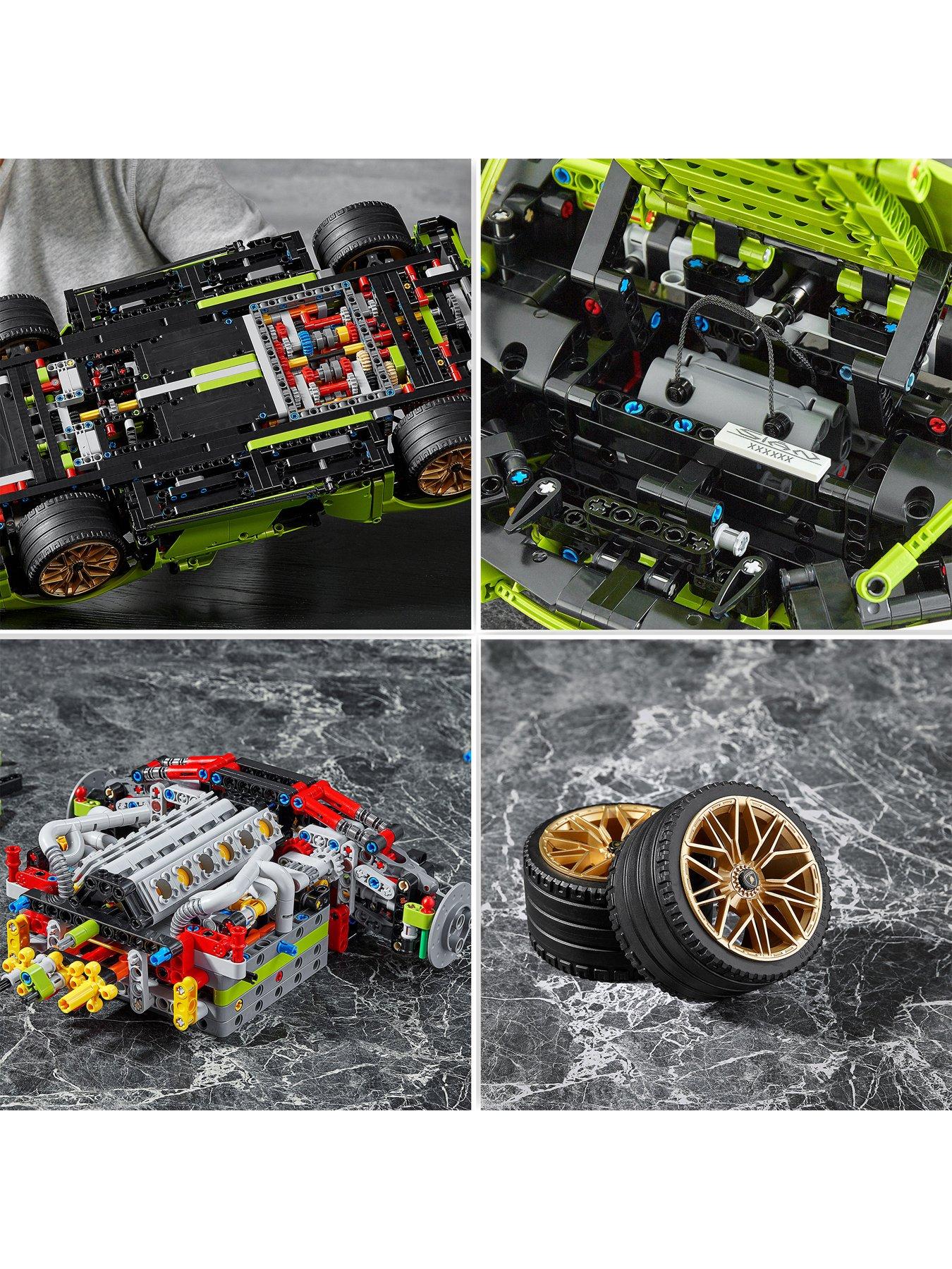 Image 4 of 8 of LEGO Technic Lamborghini Si&aacute;n FKP 37 42115
