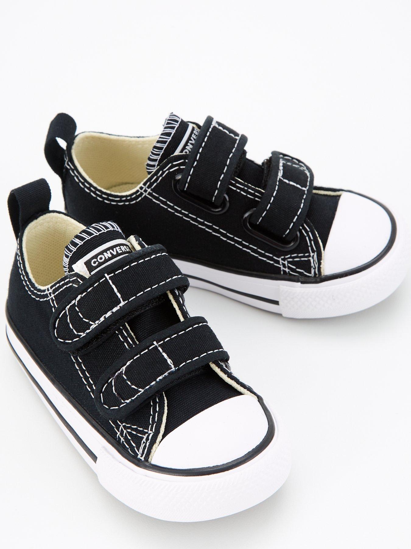 Image 2 of 6 of Converse Chuck Taylor All Star Ox 2v Infant Trainer - Black