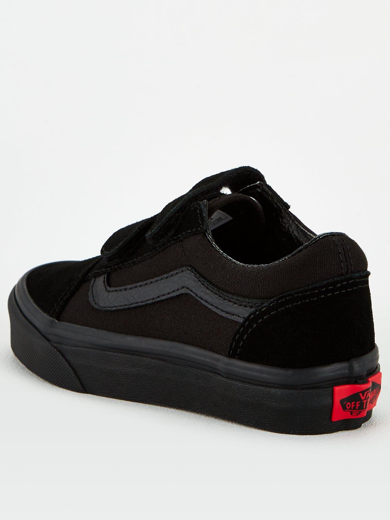 vans-old-skool-childrens-trainer-blackstillFront