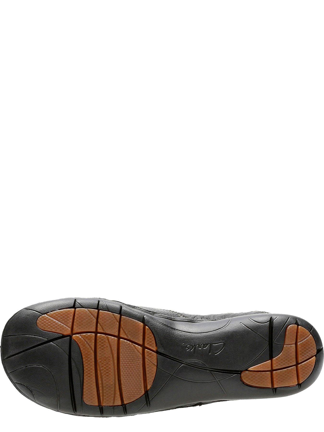 Image 5 of 6 of Clarks Un Loop Flat Leather Shoe - Black