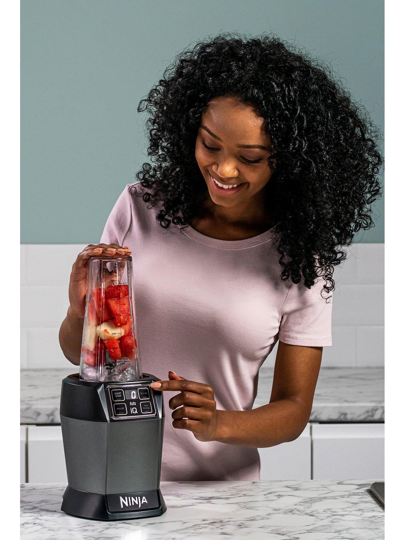 Image 5 of 7 of NINJA Blender with Auto-iQ BN495UK