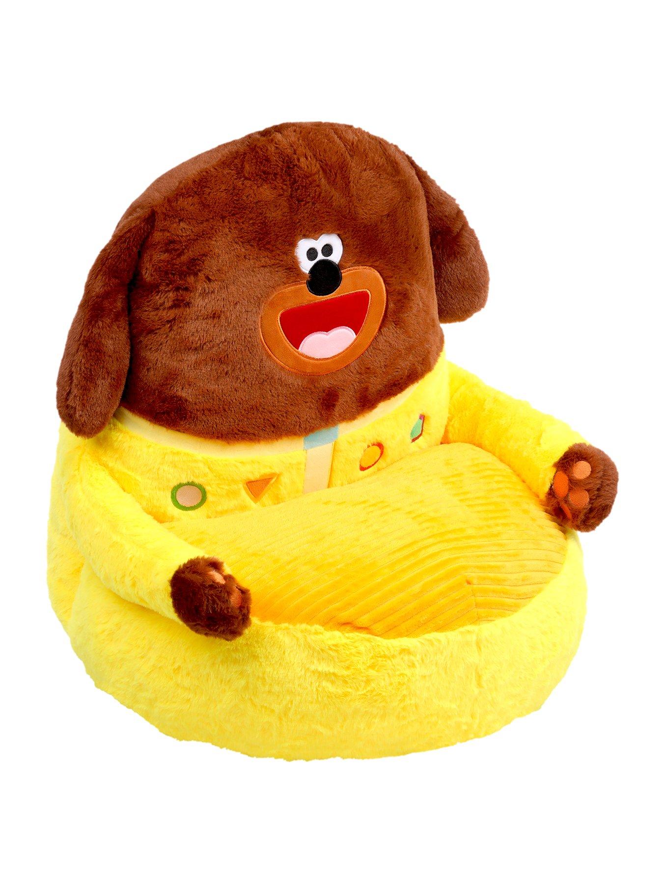 hey-duggee-plush-chairstillFront