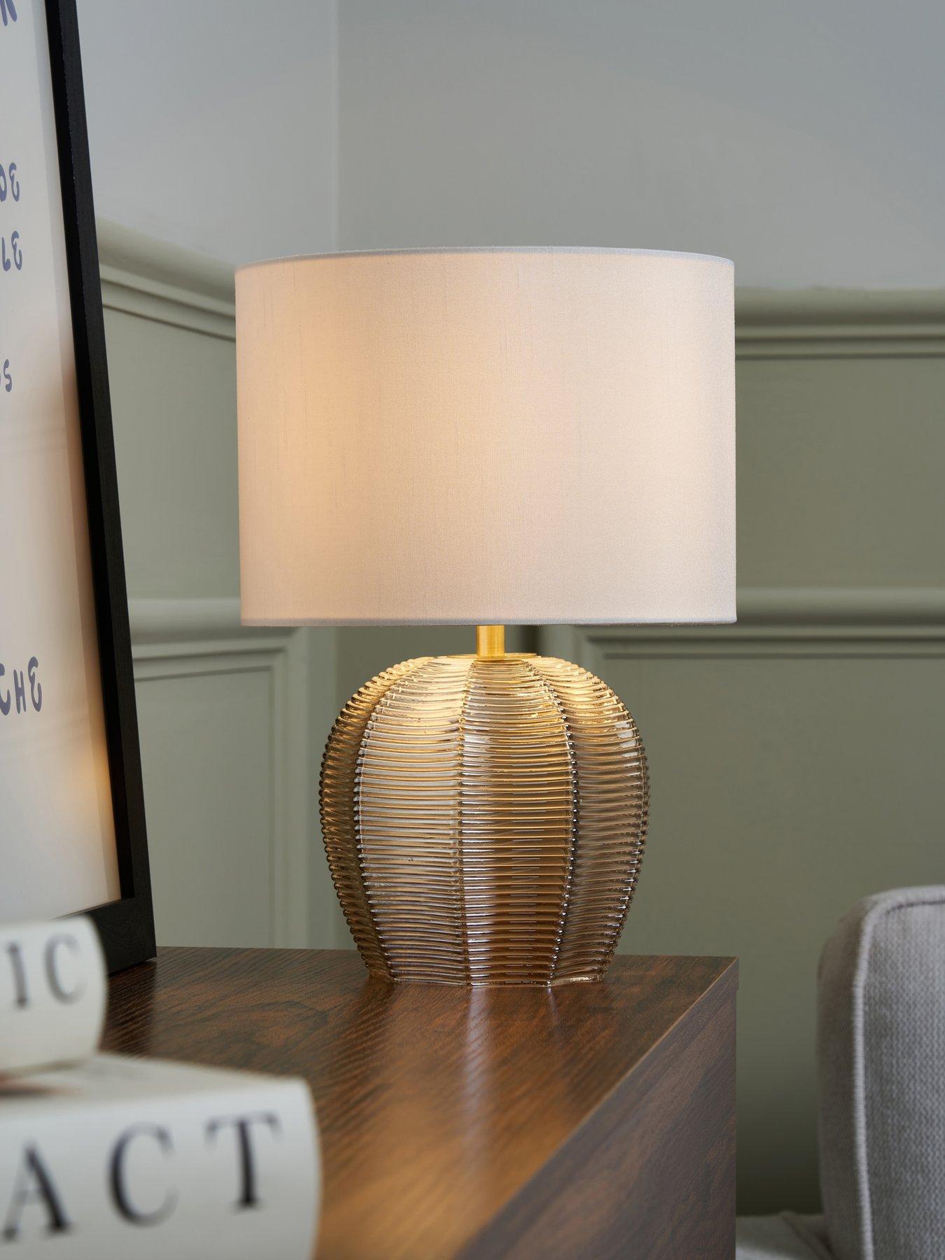 the-very-collection-reign-herringbone-glass-table-lamp-in-champagne