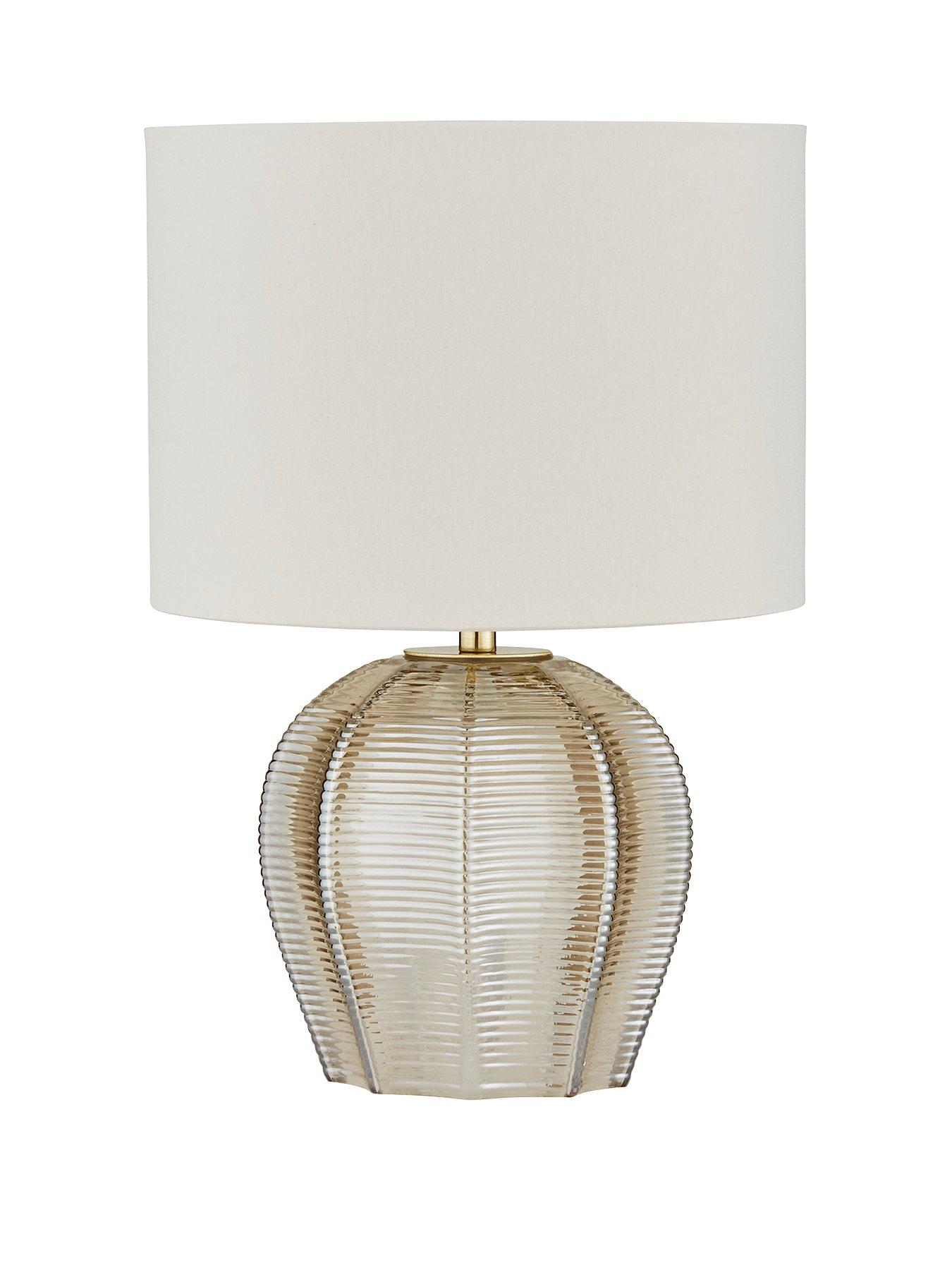 very-home-reign-herringbone-glass-table-lamp-in-champagne