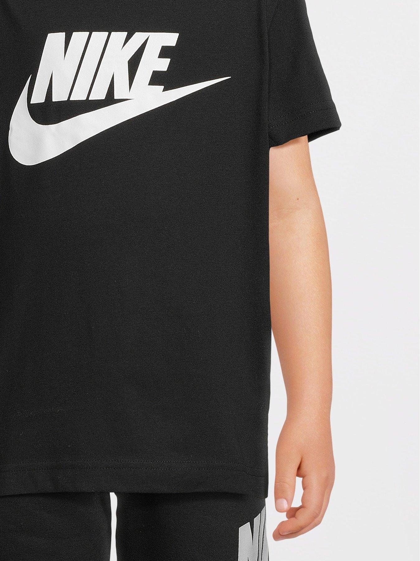 nike-kids-boys-futura-t-shirt-ss-blackoutfit