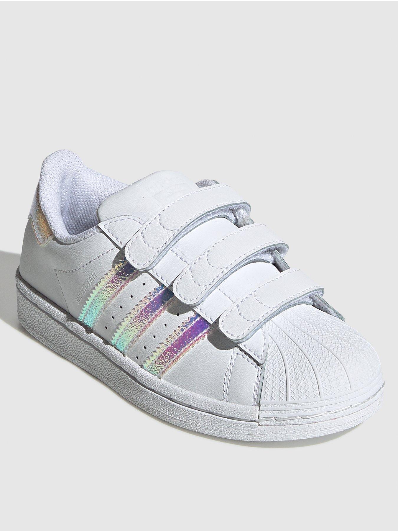 Toddlers store adidas trainers