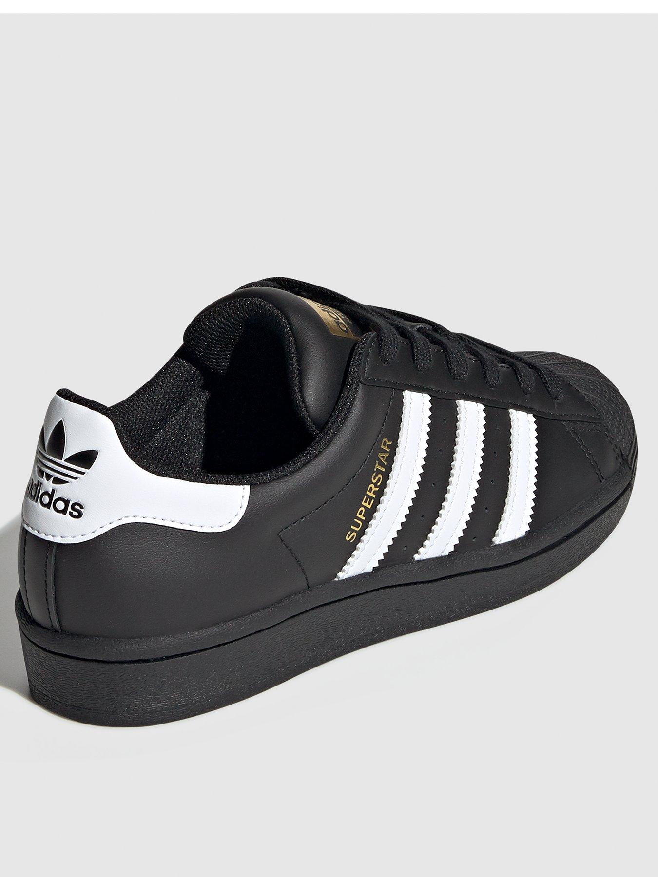 Adidas superstar junior black hotsell and white