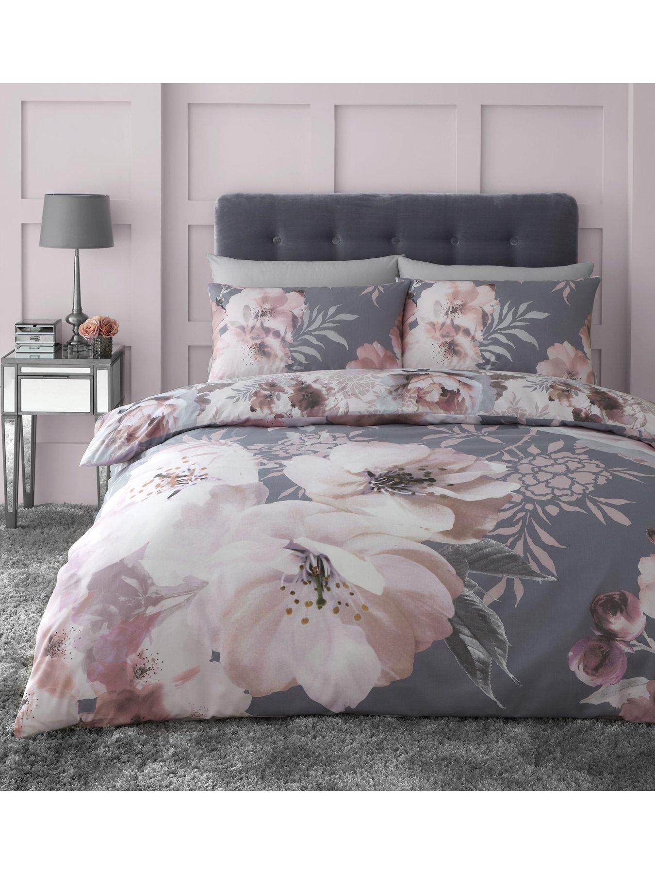 Claret Catherine Lansfield Dramatic Floral Duvet Cover Bedding Set