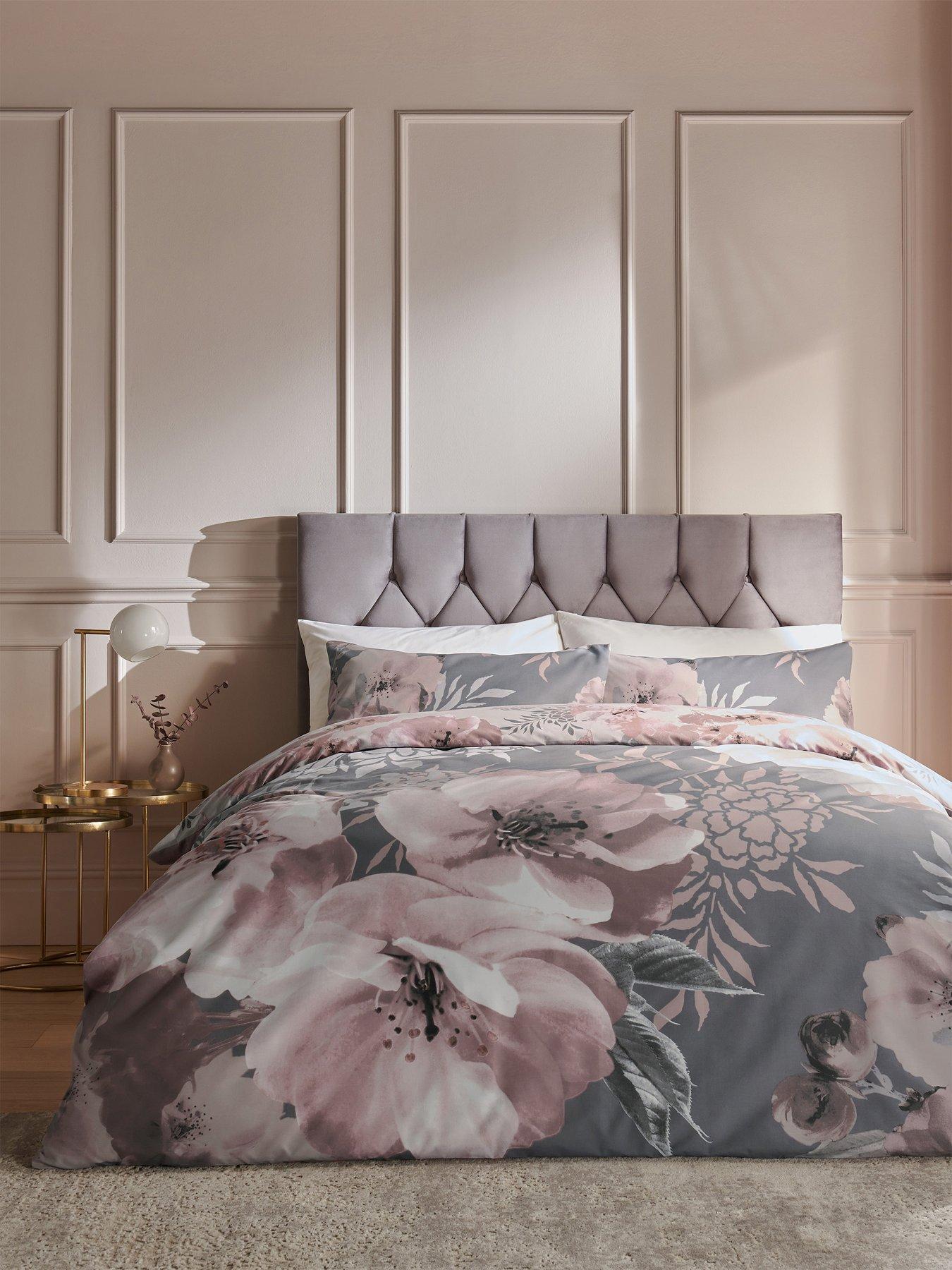 Catherine Lansfield Floral Bouquet Easy Care Double Duvet Set Grey :  : Home & Kitchen