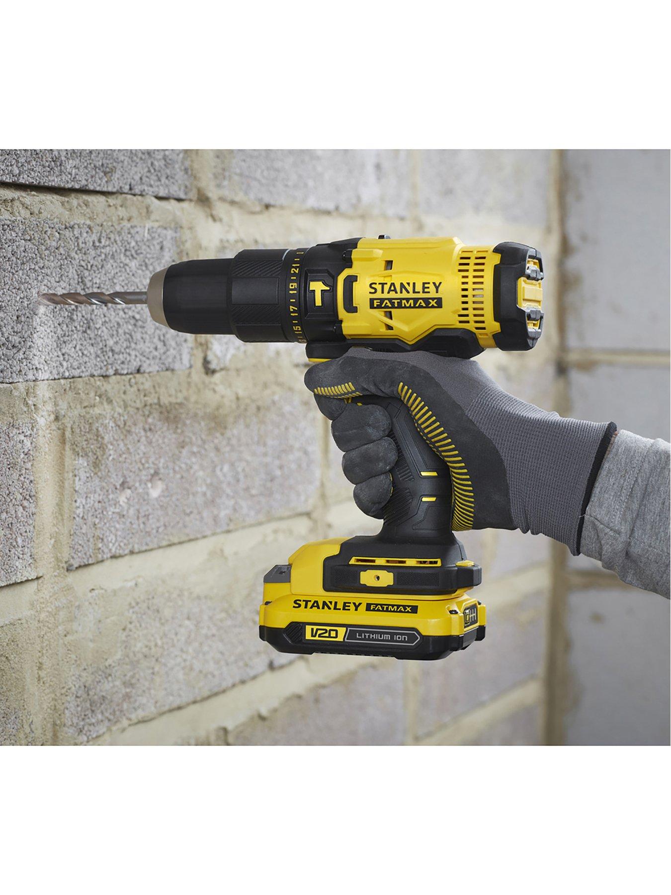 stanley-fatmax-fatmaxreg-v20-18v-combi-drill-and-impact-driver-sfmck465d2s-gbstillFront