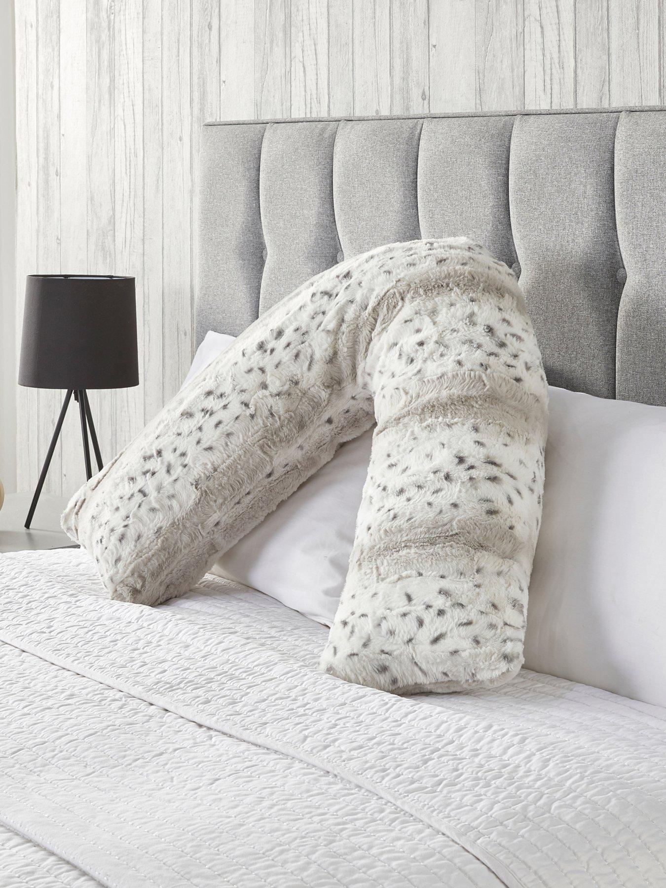 very-home-everyday-snow-leopard-printnbspv-shaped-faux-fur-pillow