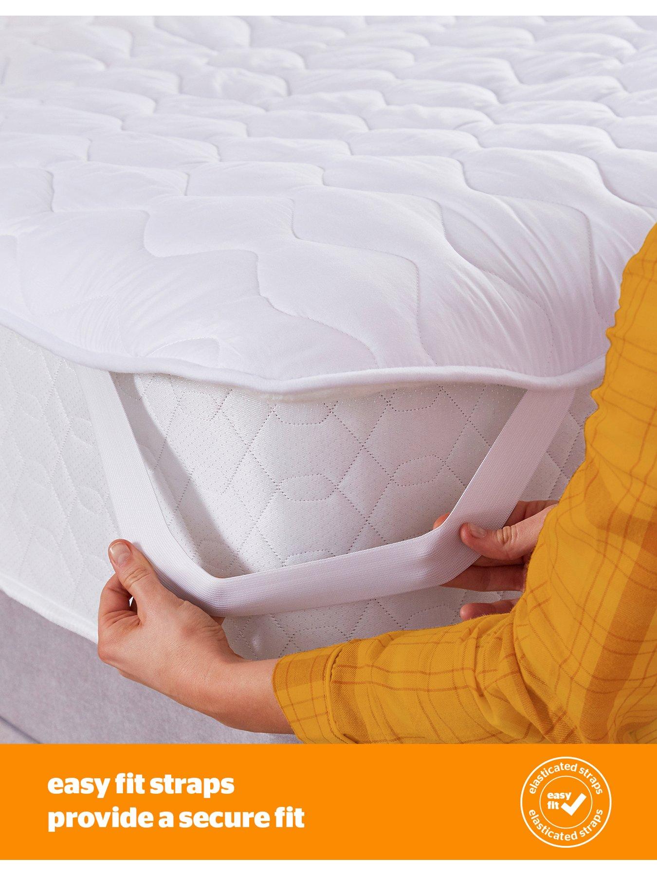 Image 3 of 7 of Silentnight Comfort Control Double Heated Mattress Topper - White