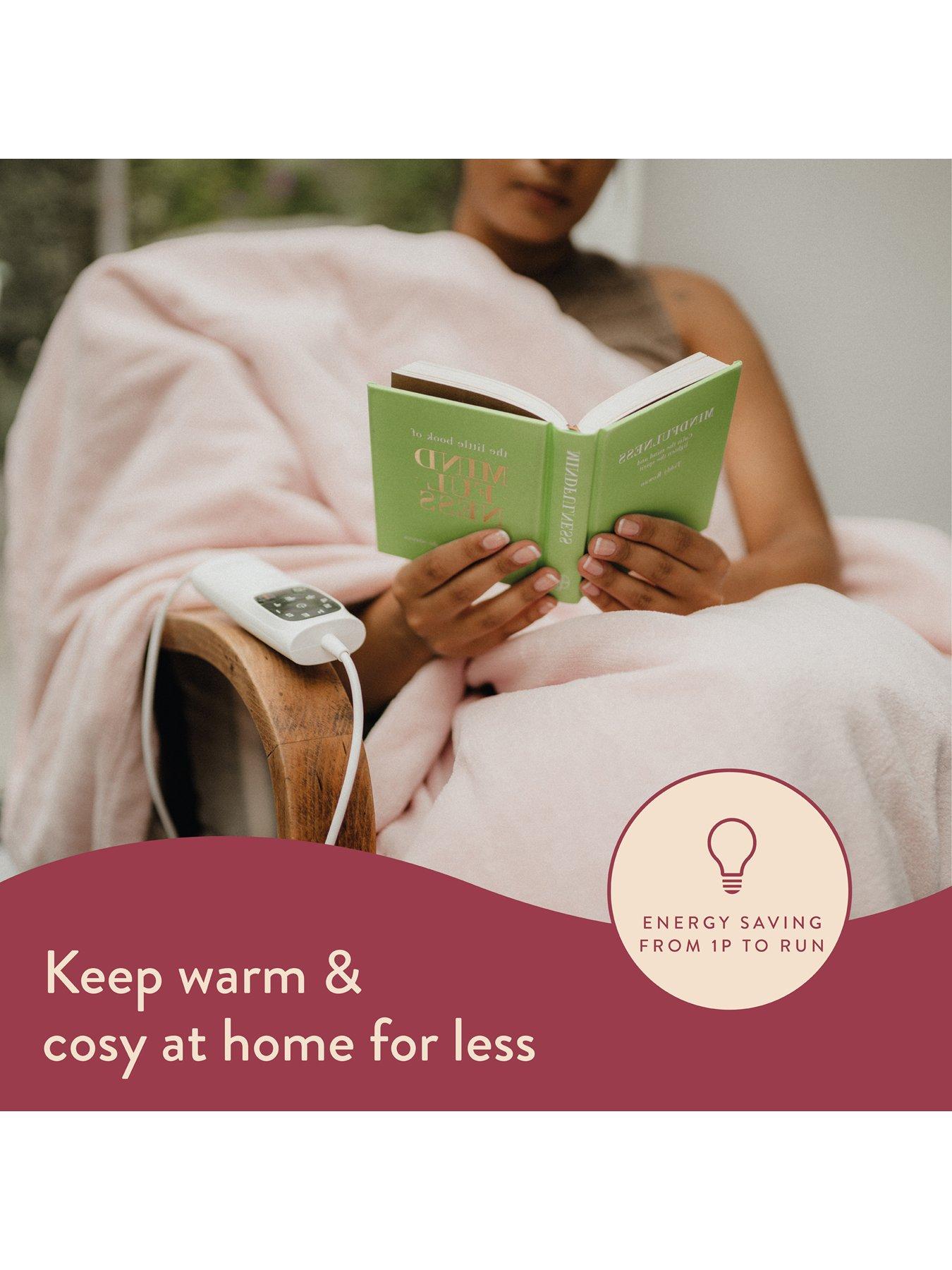 Image 4 of 8 of Dreamland Snuggle Up Warming Throw - Pink