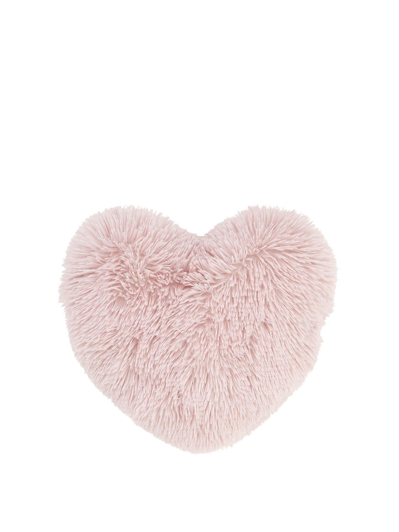 catherine-lansfield-cuddly-heart-cushionfront