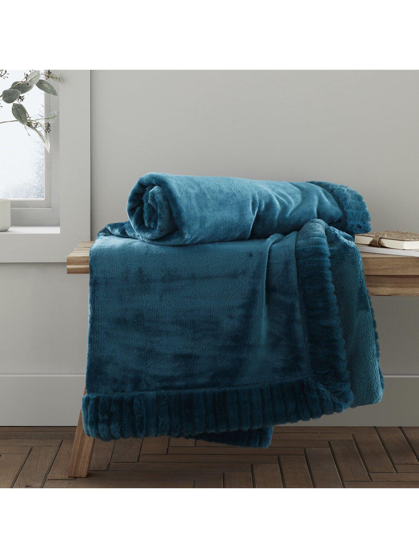 undefined Velvet  &  Faux Fur Throw - Blush