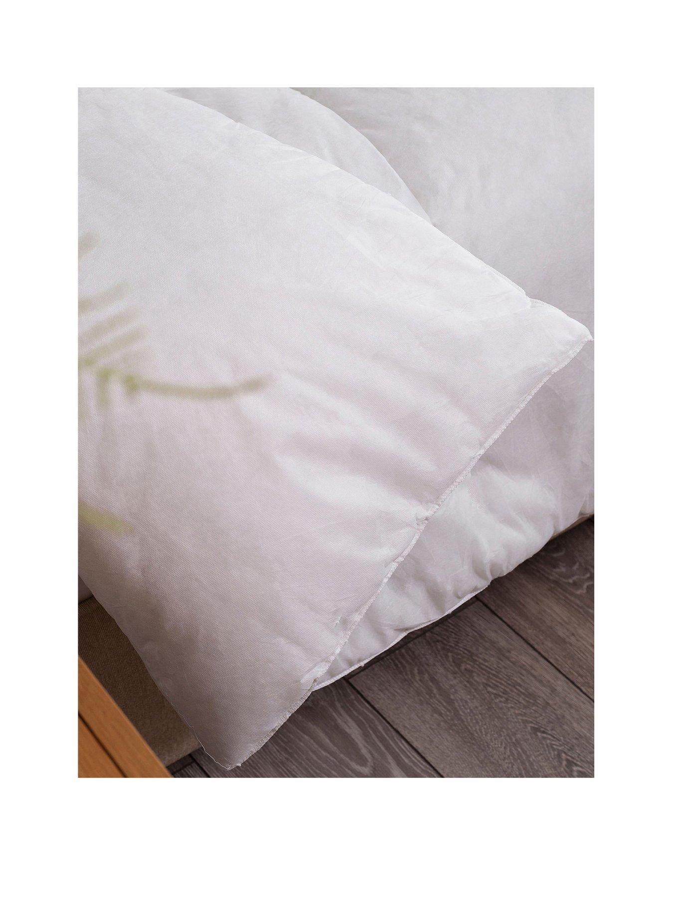 The Very Collection Essentials 13.5 Tog Duvet - White