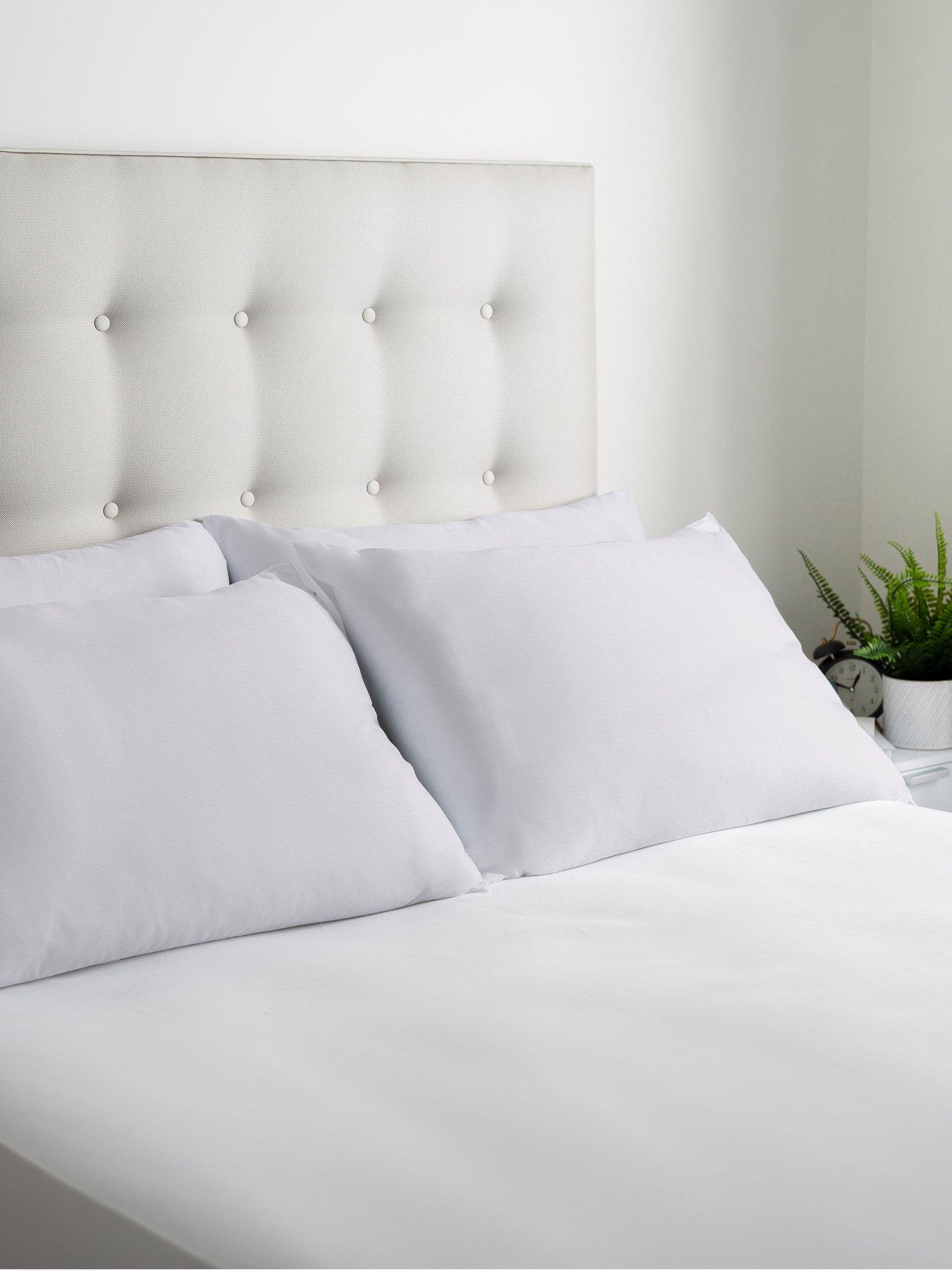 the-very-collection-essentials-pack-of-4-pillows-white