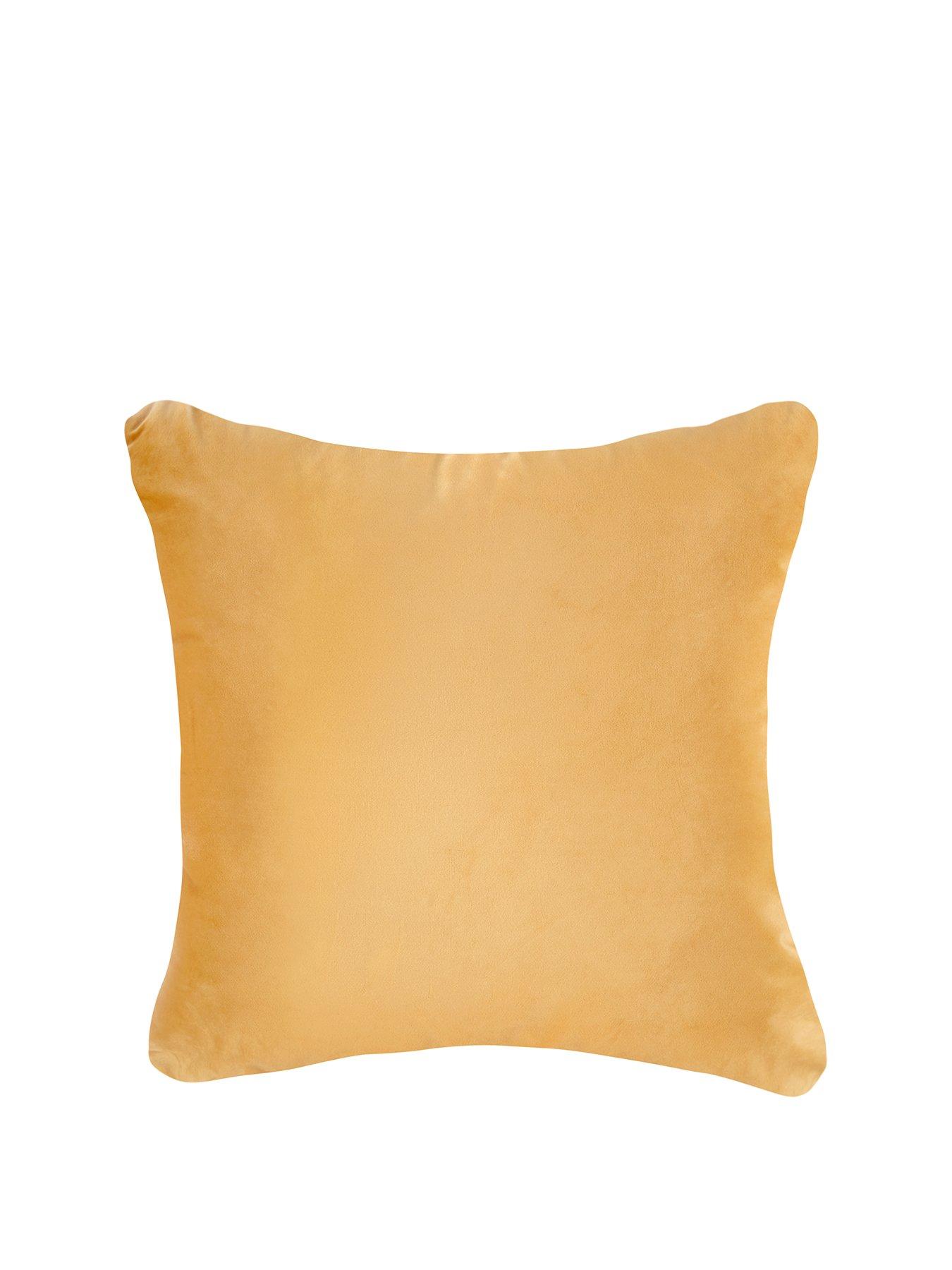 everyday-large-velour-cushion