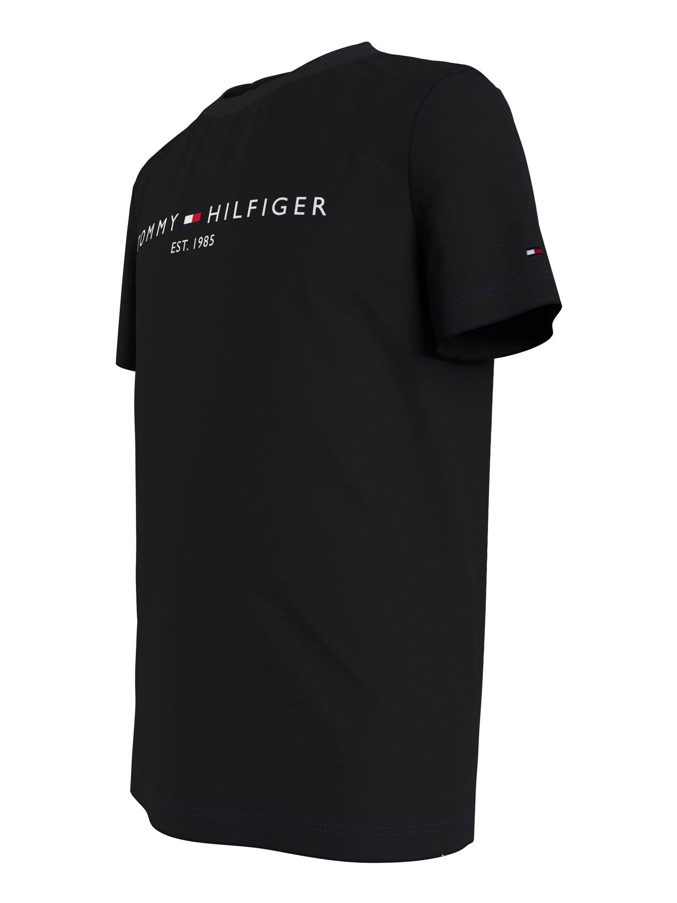 tommy-hilfiger-boys-essential-logo-t-shirt-blackoutfit